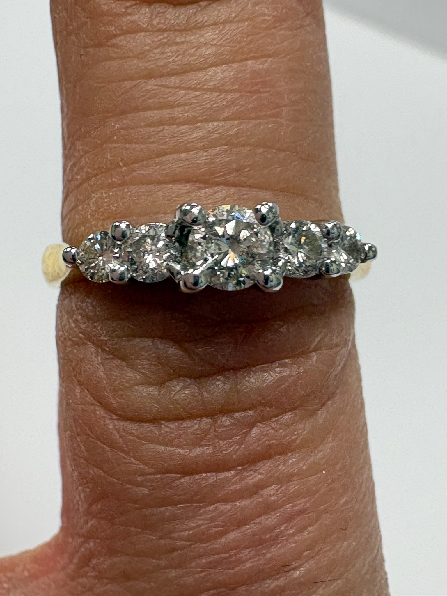 five stone diamond ring, second hand diamond ring UK, vintage diamond ring, 18ct gold diamond ring, pre-loved diamond ring Harrogate, antique diamond ring Yorkshire, 0.40ct diamond ring size J, second hand jewellery Leeds, diamond eternity style ring, buy pre-owned diamond ring UK, diamond ring near me, second hand fine jewellery Yorkshire, classic five stone ring, graduated diamond ring second hand