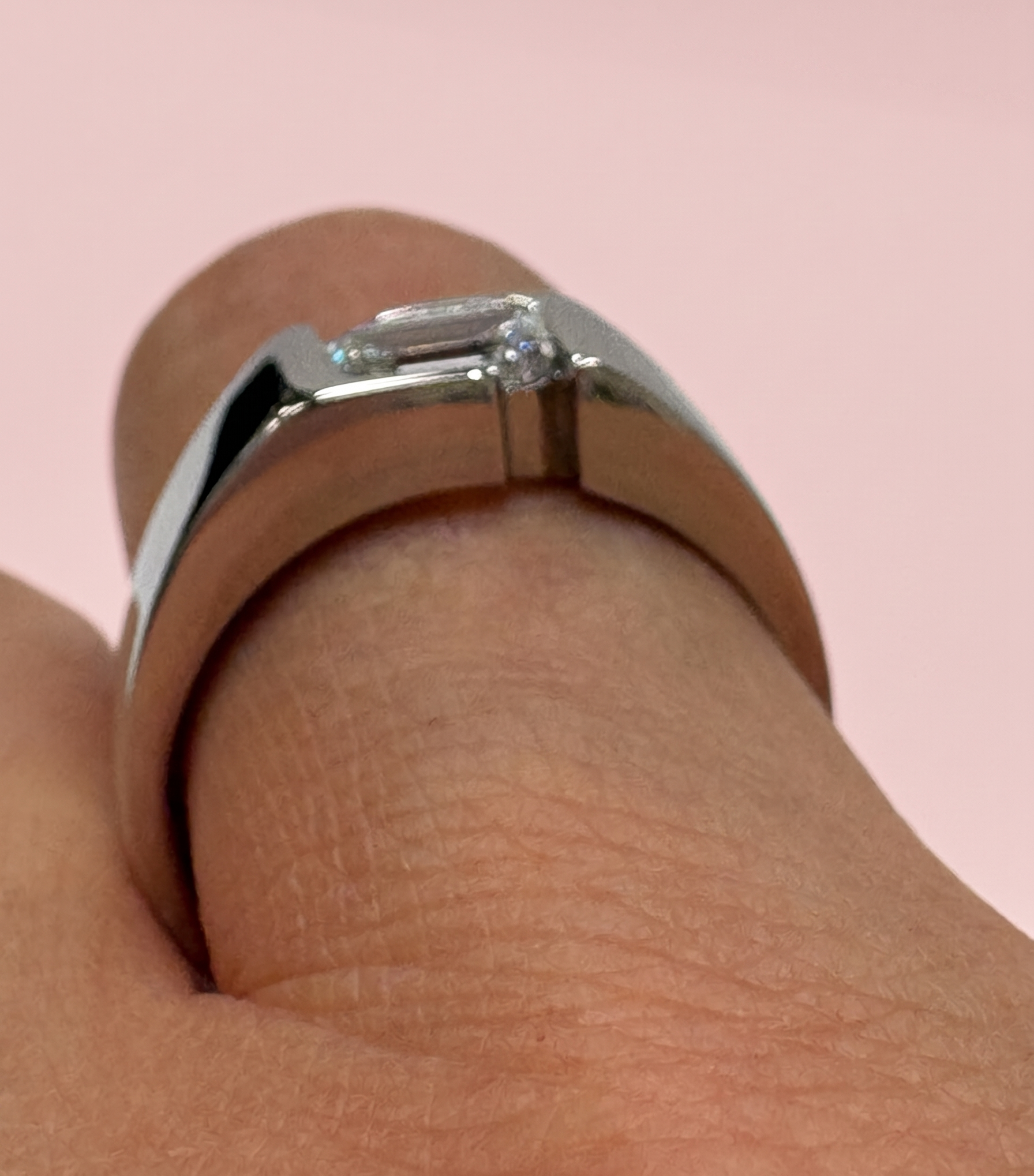 "The Arthur" Bezel Set 1ct Emerald Lab-Grown Diamond Chunky Ring