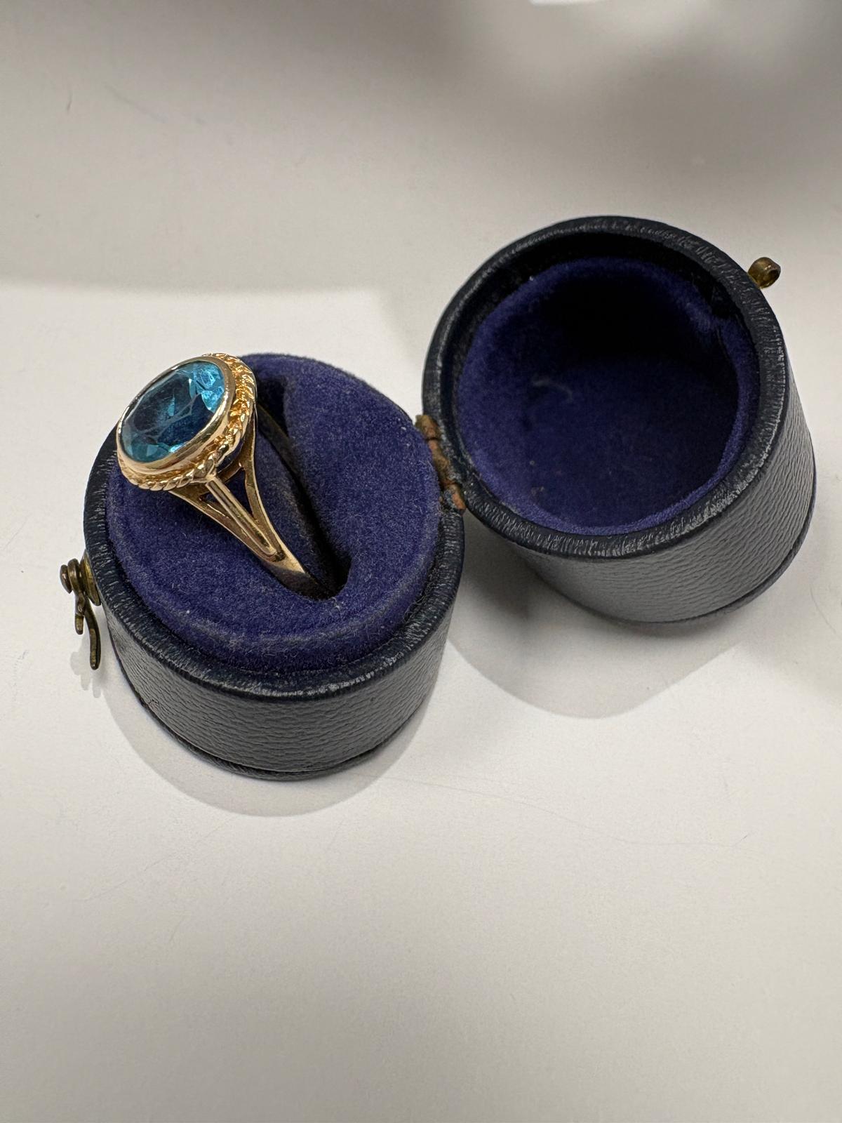 9k yellow gold vintage blue topaz ring Oval cut Harrogate jewellery shop