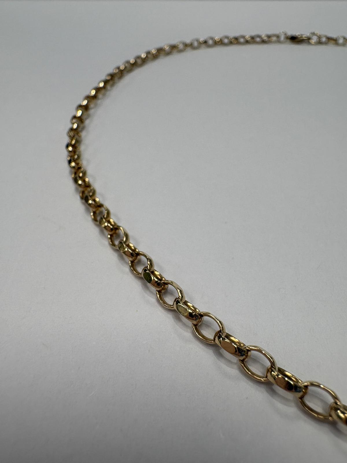 Preloved 9ct yellow gold chunky oval belcher link chain 18 inches 9.11g shown on white background, available at Fogal & Barnes Harrogate