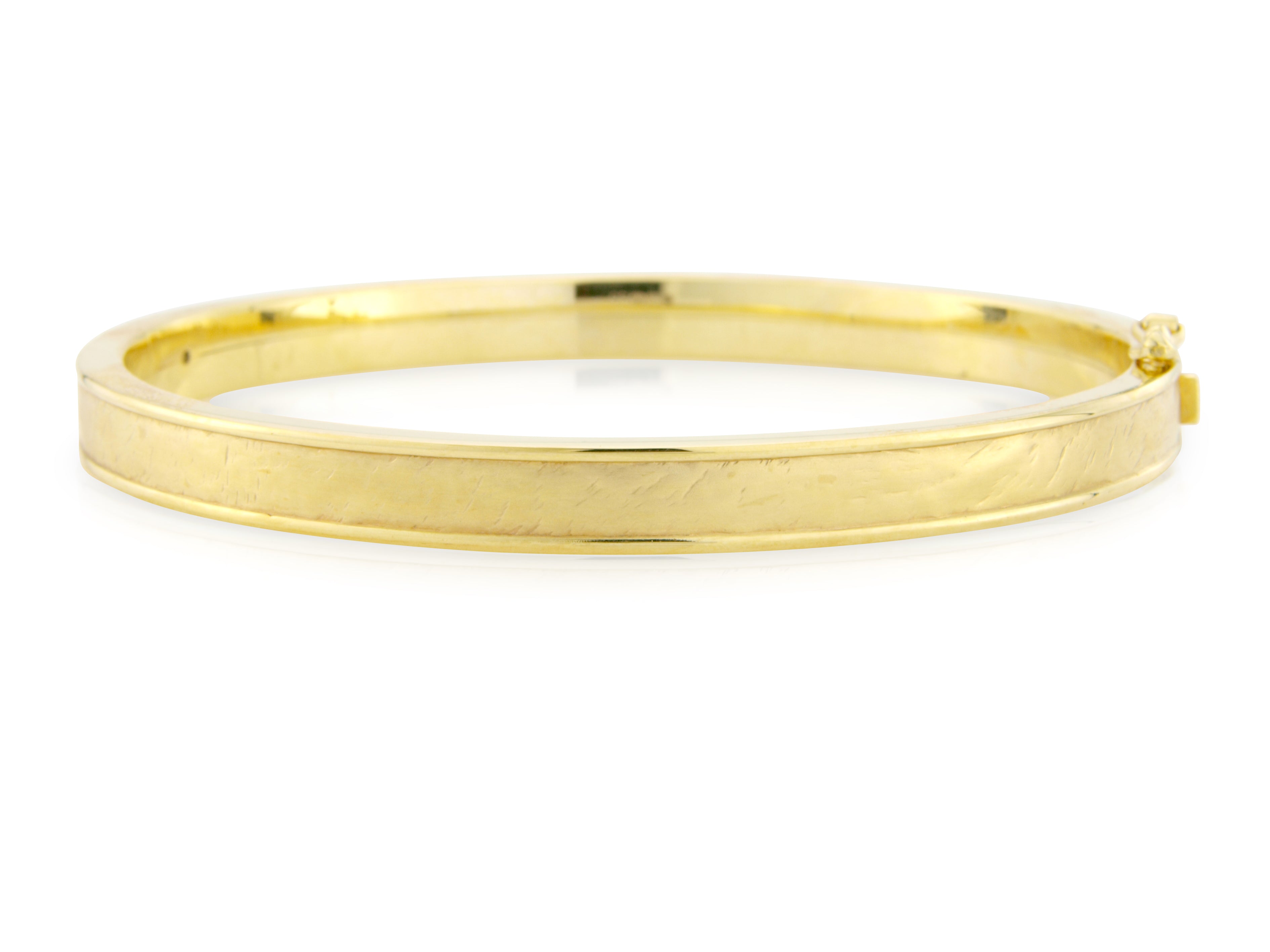 9K YELLOW GOLD 6MM BANGLE