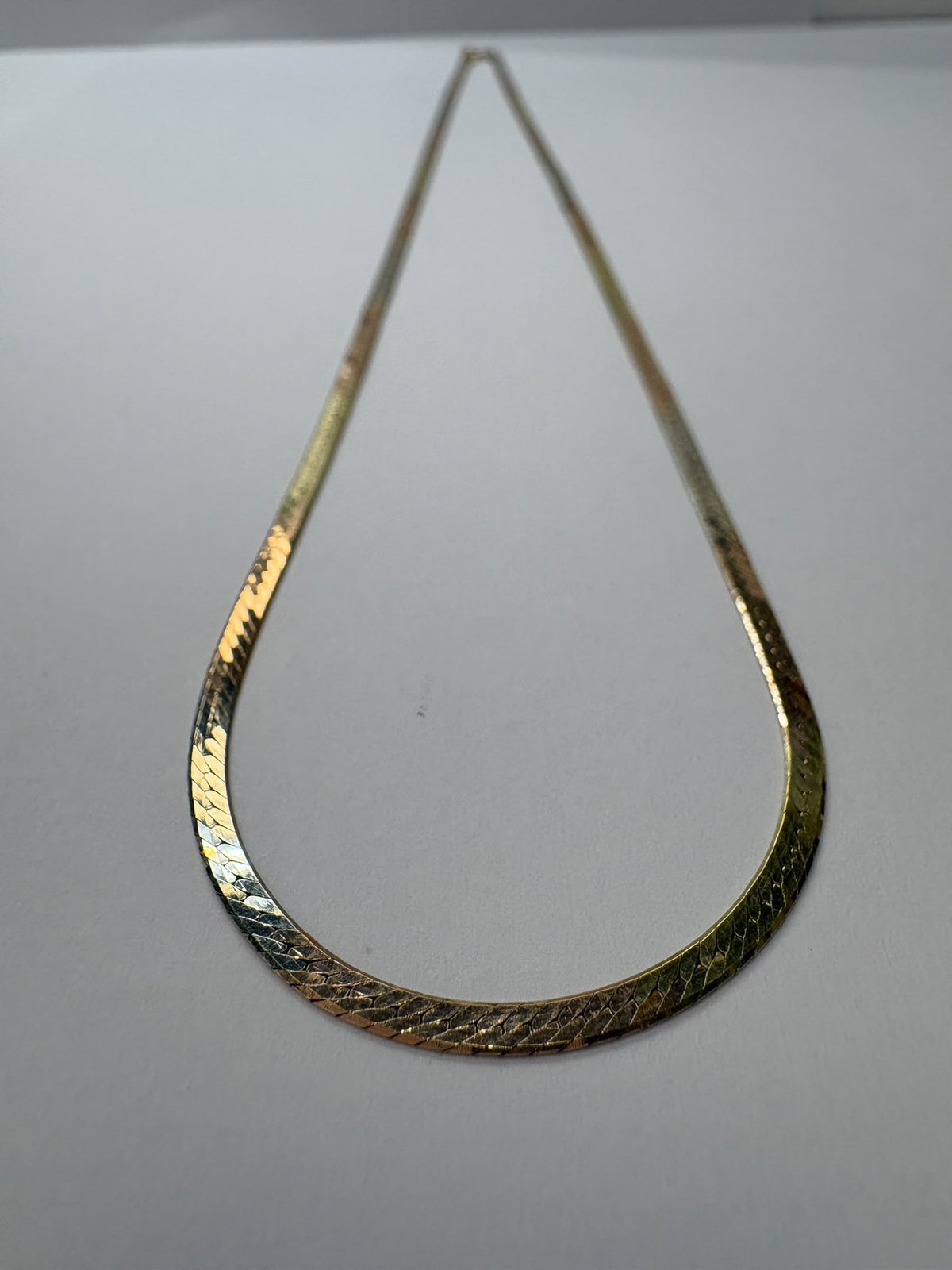 three tone gold necklace, herringbone chain necklace, pre-loved 14ct gold chain, second hand tri-colour gold necklace, flat herringbone necklace