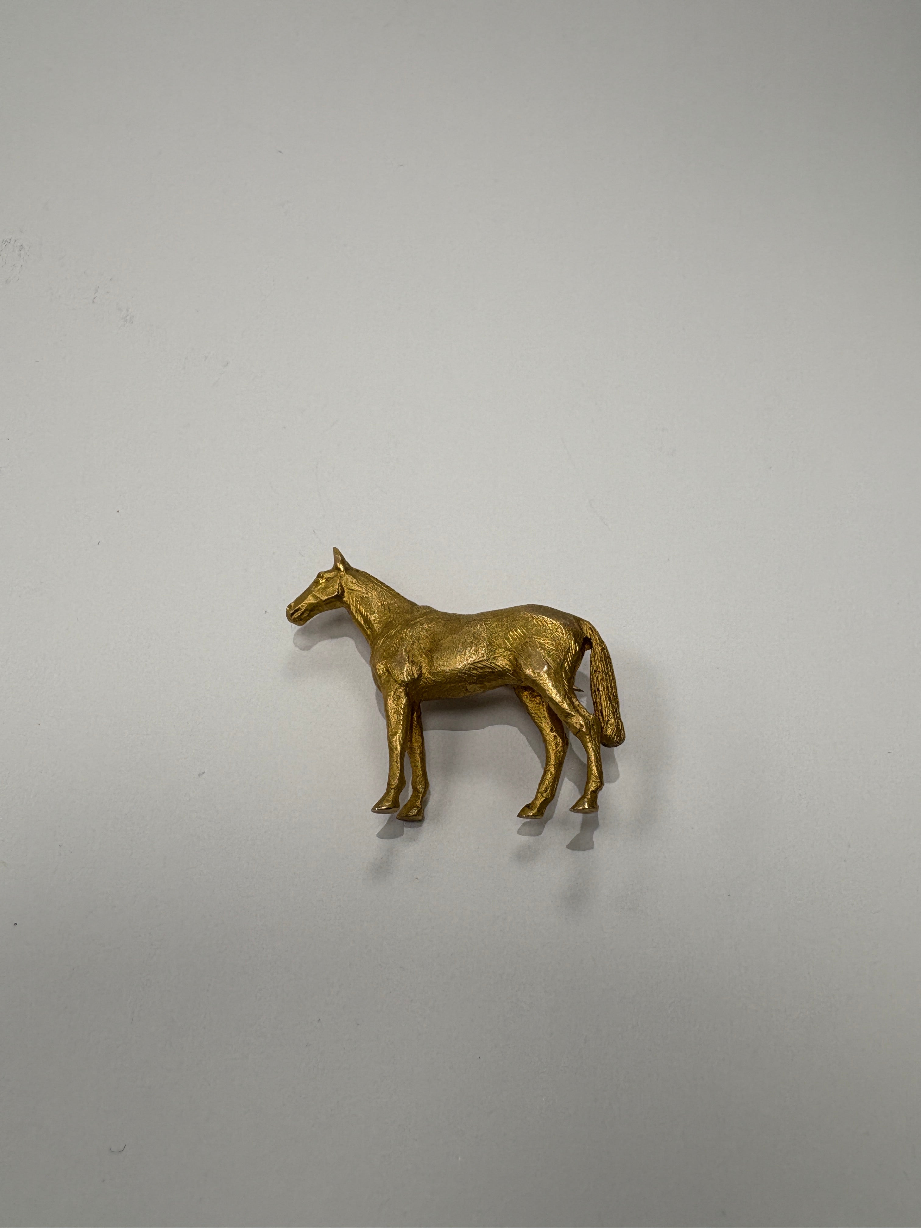Pre-Loved Solid 9ct Yellow Gold Horse Brooch