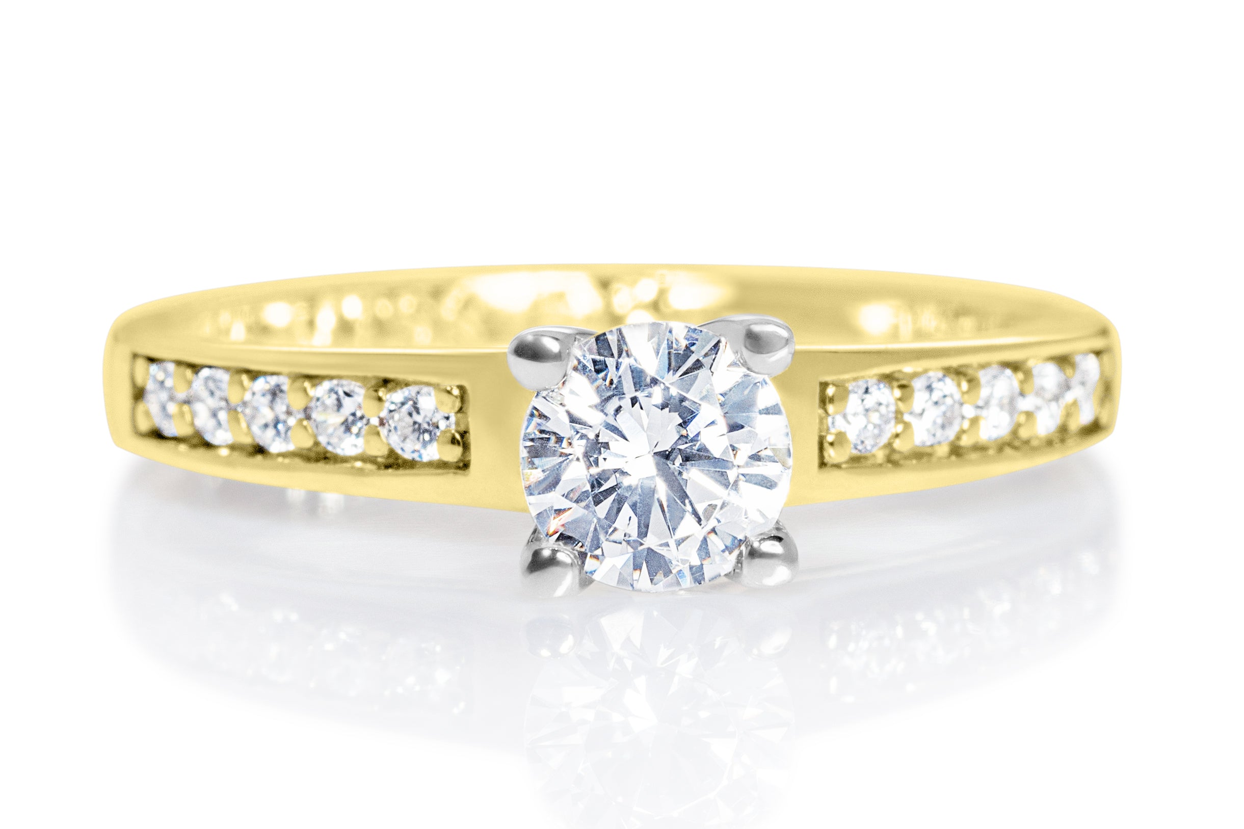 Round Brilliant Diamond and Diamond Shoulder Solitaire Engagement Ring Harrogate Fogal and Barnes