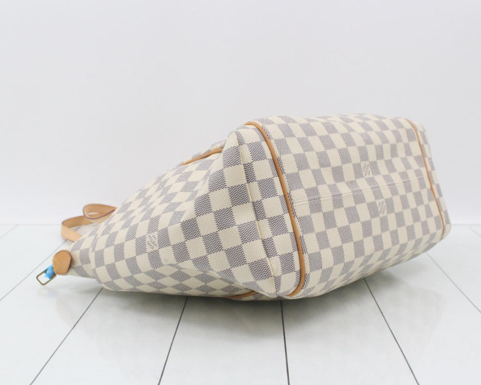 Louis Vuitton Totally MM, Damier Azur tote, pre-loved Louis Vuitton UK, second hand Louis Vuitton bag, LV Totally MM Damier Azur, Louis Vuitton tote bag, preowned designer handbag UK, discontinued Louis Vuitton bag