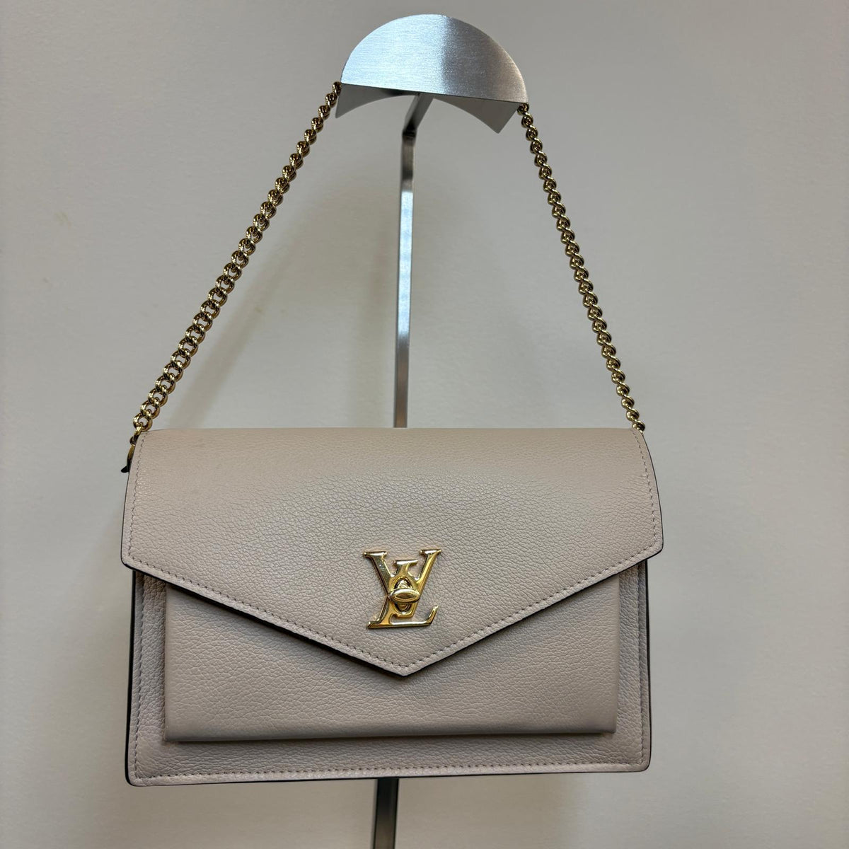 Pre-Loved Louis Vuitton Mylockme Chain Pochette, Greige Leather second hand handbag prestine condition