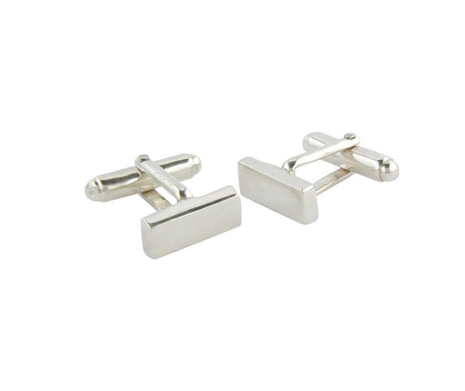 925 sterling silver rectangular cufflinks with polished finish, suitable for engraving – Fogal & Barnes Fine Jewellers of Harrogate.