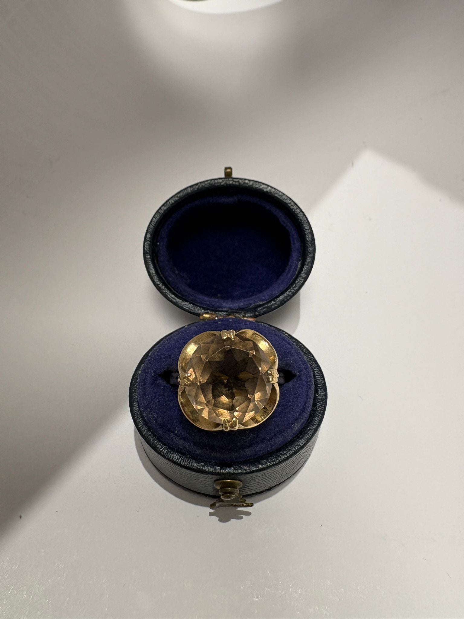 9k yellow gold ring second hand collection harrogate brown stone