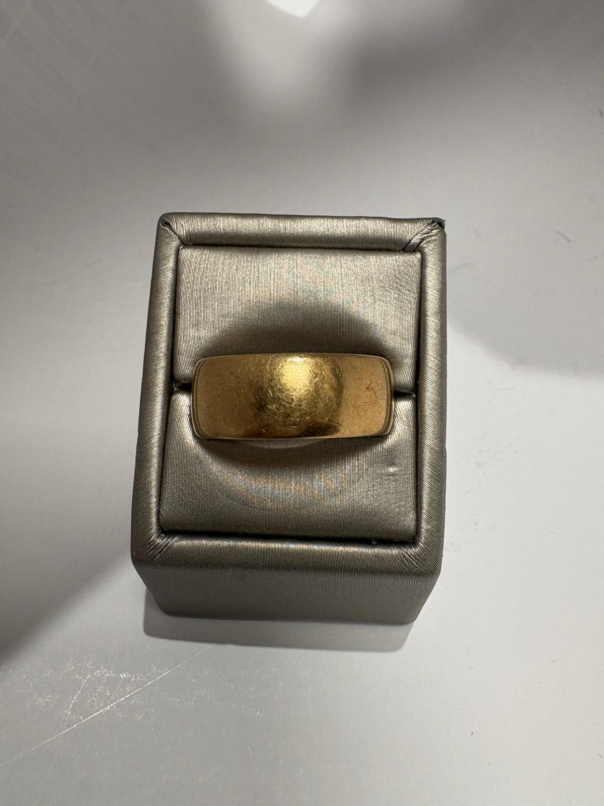 9k yellow gold second hand wedding ring 5.26g harrogate