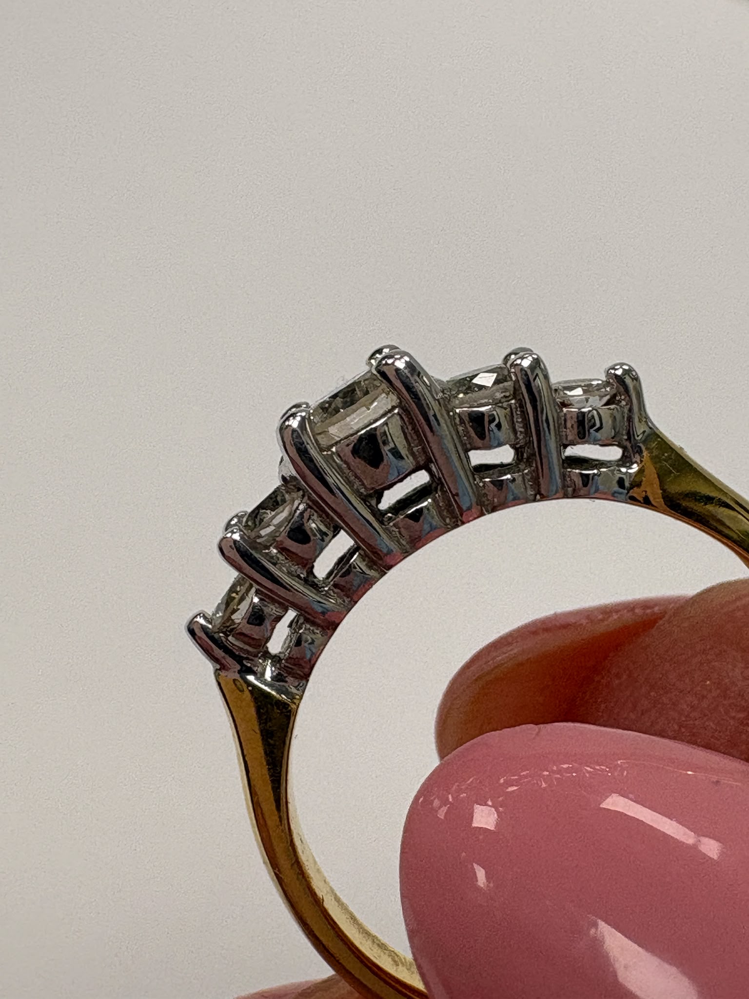 five stone diamond ring, second hand diamond ring UK, vintage diamond ring, 18ct gold diamond ring, pre-loved diamond ring Harrogate, antique diamond ring Yorkshire, 0.40ct diamond ring size J, second hand jewellery Leeds, diamond eternity style ring, buy pre-owned diamond ring UK, diamond ring near me, second hand fine jewellery Yorkshire, classic five stone ring, graduated diamond ring second hand
