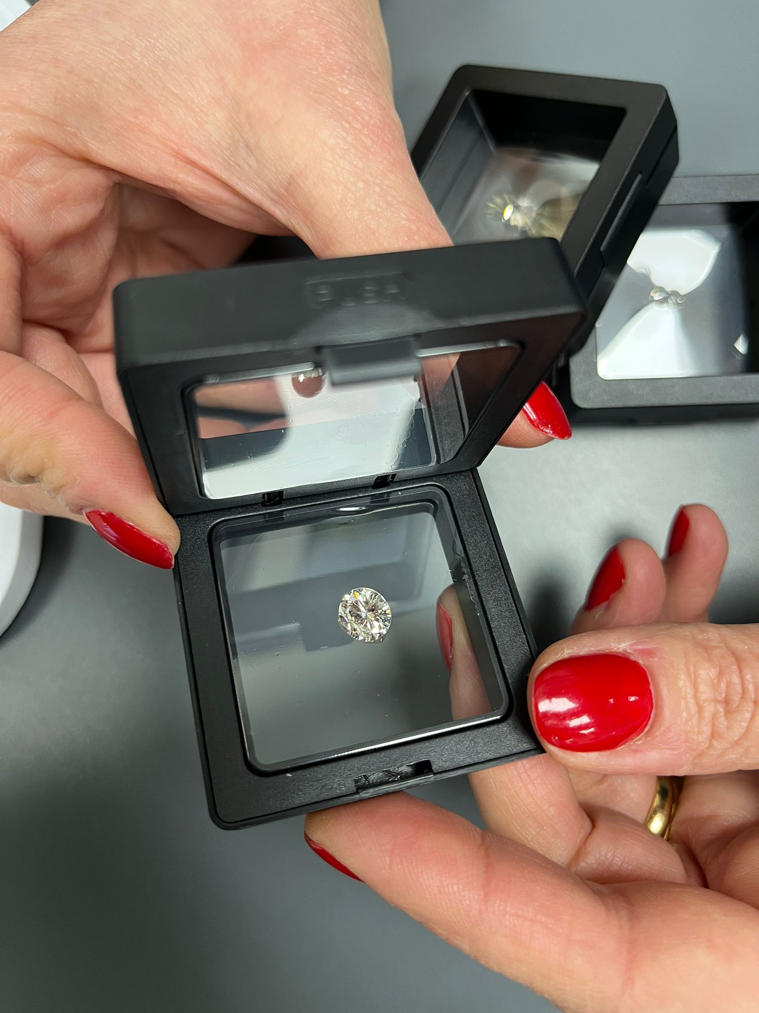 European old mine cut diamond available at Fogal and Barnes Fine jewellers of Harrogate, engagement rings, gemstone rings, loose diamonds