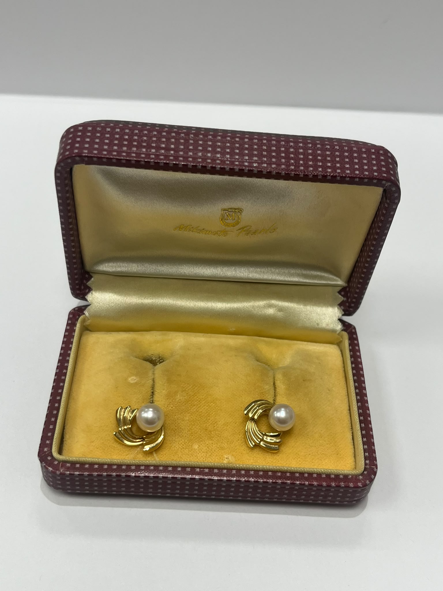 Vintage Pre-loved Mikimoto 14ct Gold Pearl Earrings