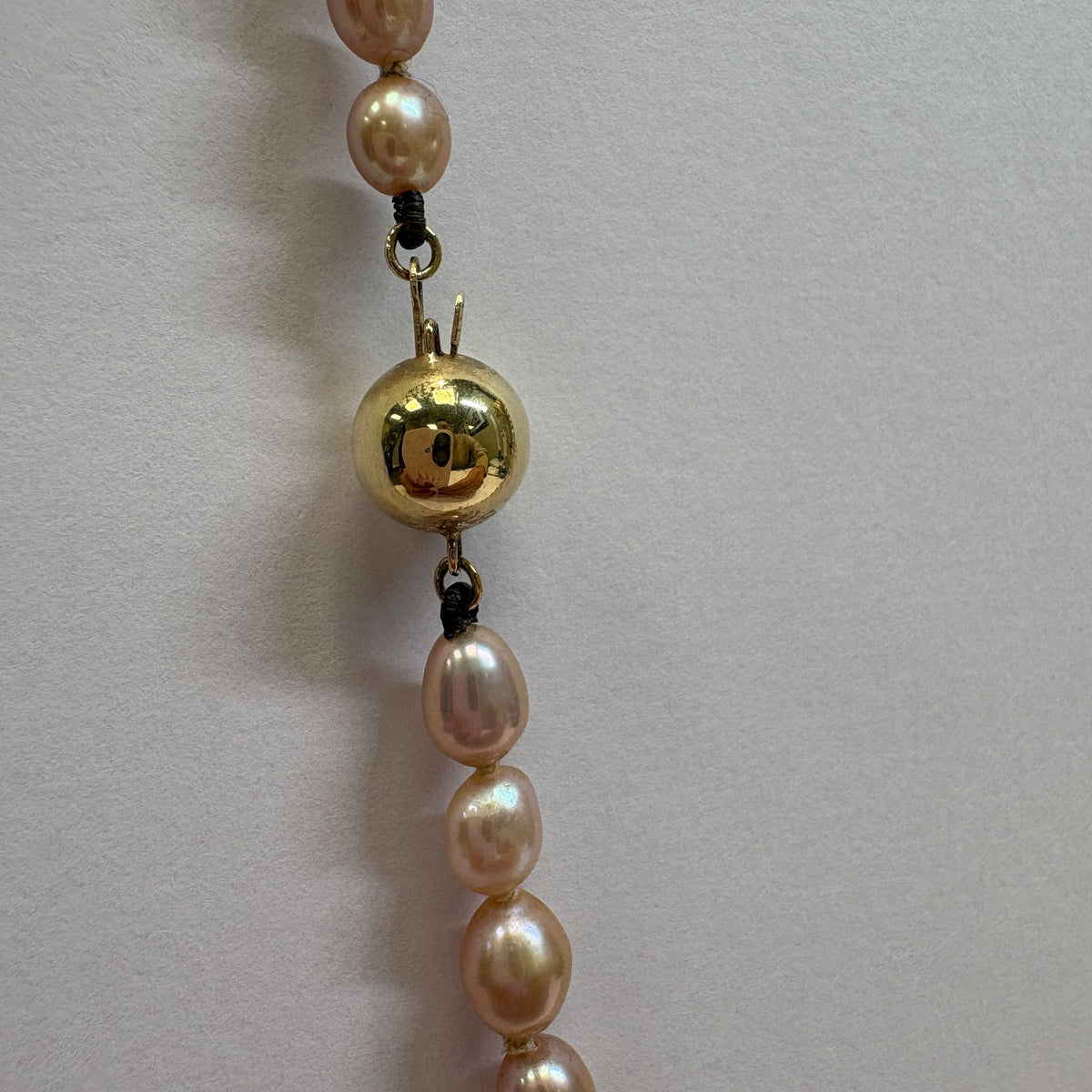 freshwater pearl rope necklace, long pearl necklace UK, blush pearl necklace, opera length pearl necklace, pink pearl necklace, pre-loved pearl necklace, knotted pearl necklace, pearl necklace gold clasp