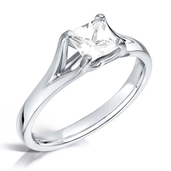 PRINCESS CUT DIAMOND SOLITAIRE  ENGAGEMENT RING