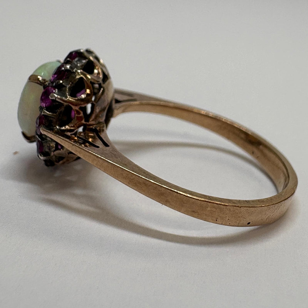 opal cluster ring, opal ring UK, October birthstone ring, 9ct gold opal ring, opal and pink sapphire ring, pre-loved opal ring, vintage style opal ring, second hand opal ring