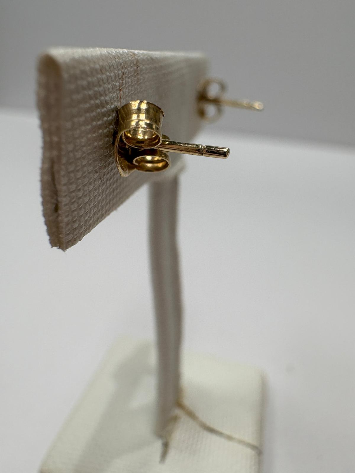 pre-loved emerald earrings, second hand 9ct gold earrings UK, emerald diamond stud earrings, marquise emerald earrings, pre-owned gemstone earrings, second hand fine jewellery UK, green emerald earrings for sale UK