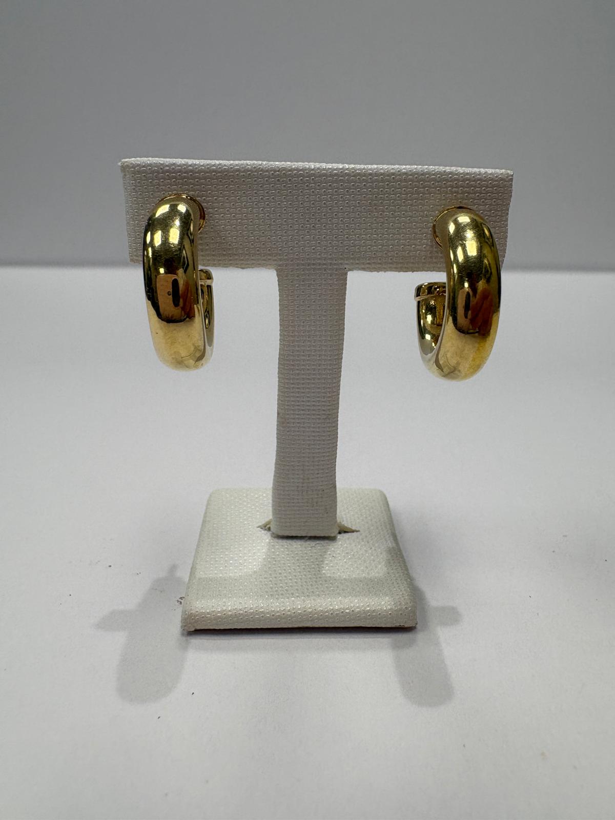 pre-loved gold hoops, second hand 14ct gold earrings UK, chunky gold hoop earrings, pre-owned gold jewellery, everyday gold hoops, second hand fine jewellery UK, statement hoop earrings, gold earrings for sale UK
