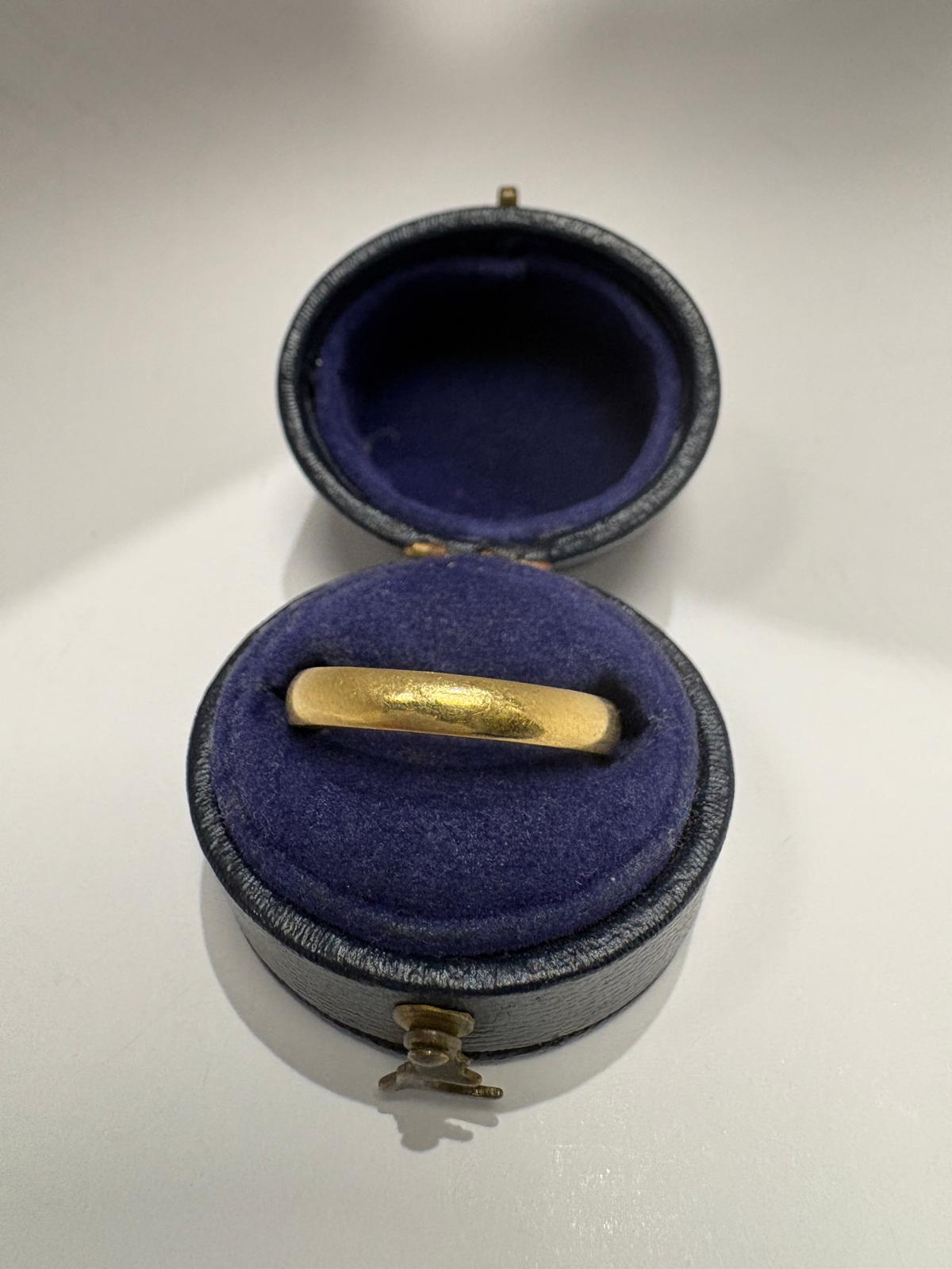 18k yellow gold wedding rings harrogate jewellers fogal and barnes