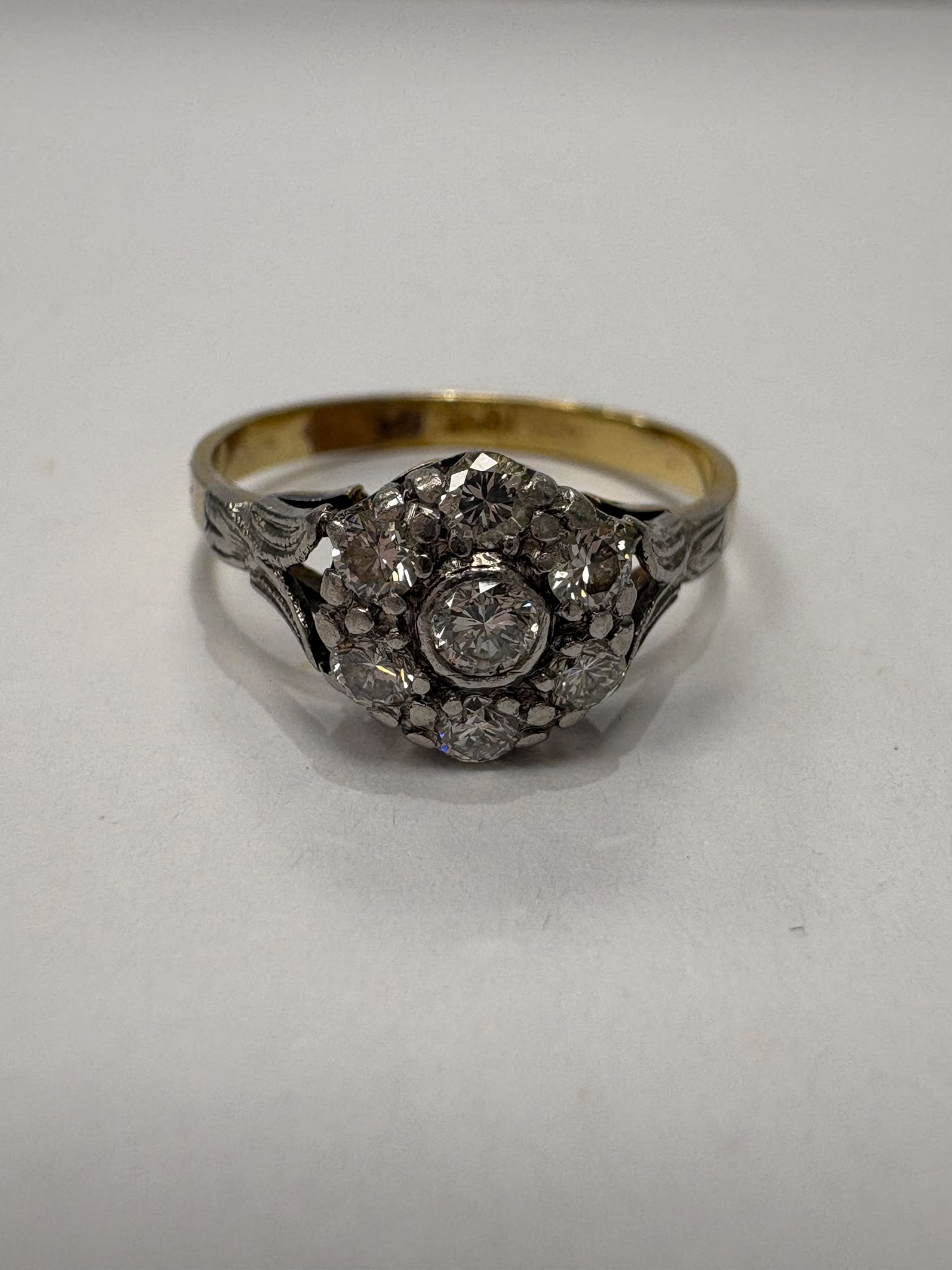 vintage ring, diamond cluster ring, pre-loved jewellery, 18ct gold ring, second-hand engagement ring, daisy cluster ring, vintage diamond ring Yorkshire, antique-style ring Harrogate