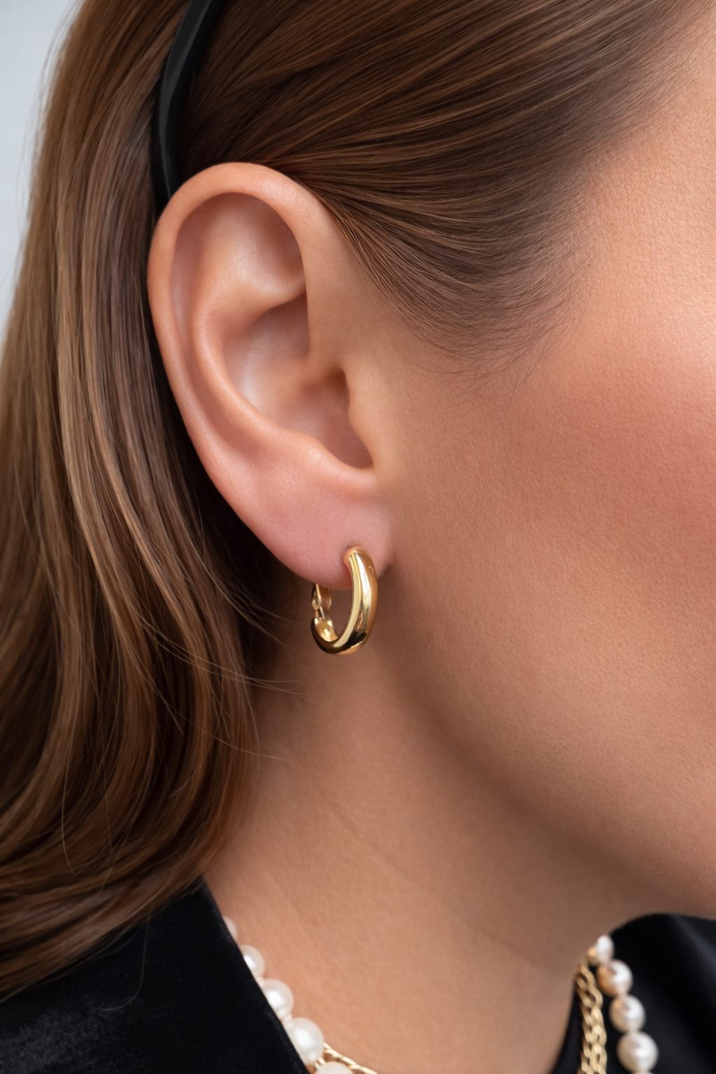 pre loved second hand hoop gold earrings in harrogate fogal and barnes jewellery