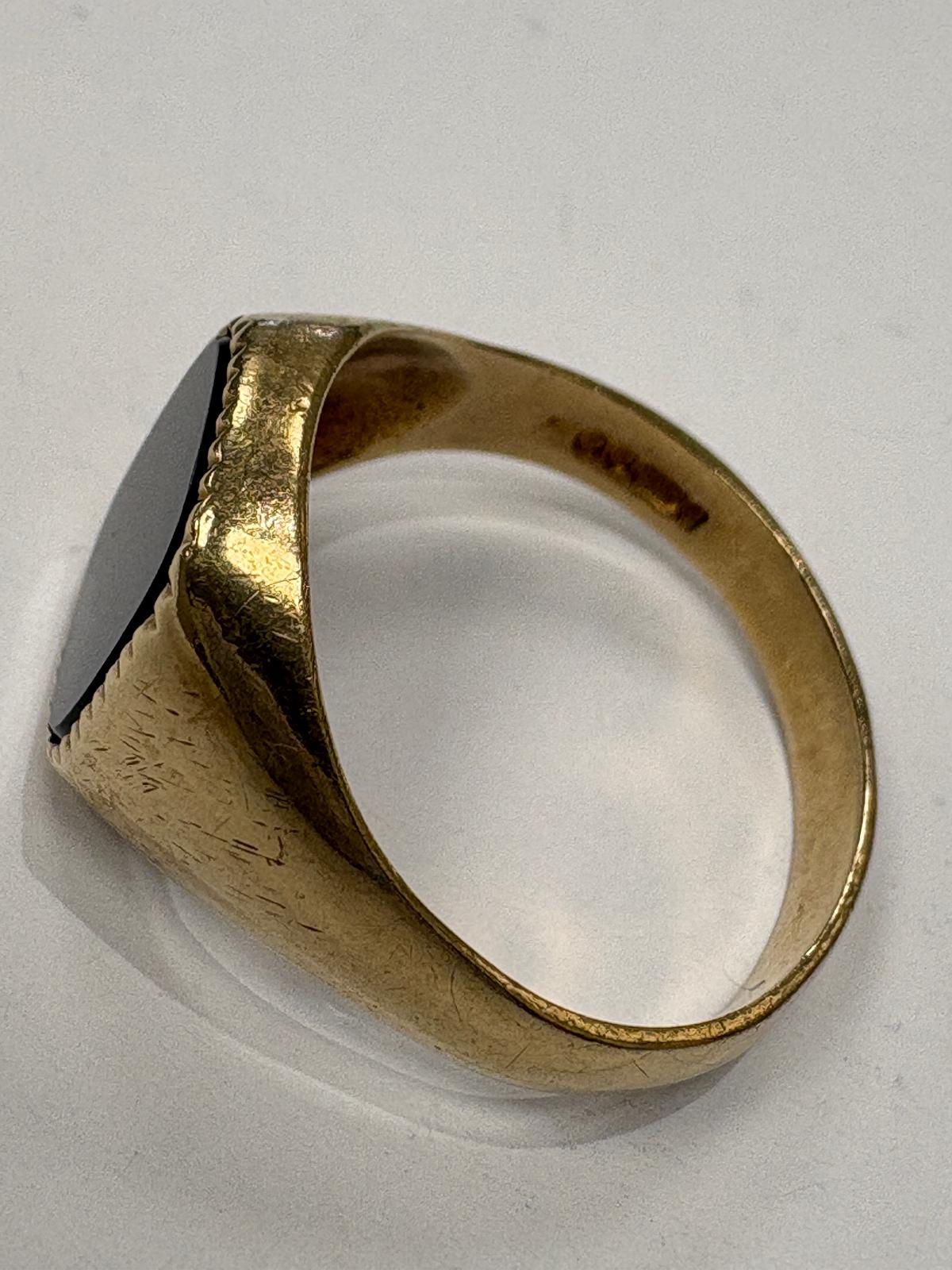 9k yellow gold signet onyx ring fogal and barnes size W