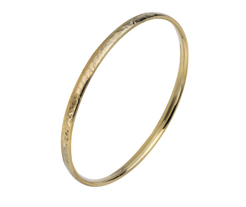 9K YELLOW GOLD COURT SHAPED BANGLE - HAMMERED