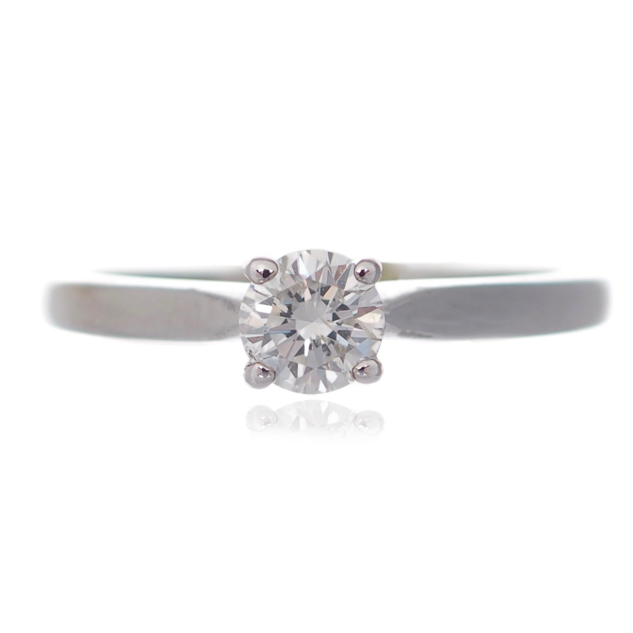 round brilliant cut diamond solitaire ring white gold harrogate jewellers fogal and barnes