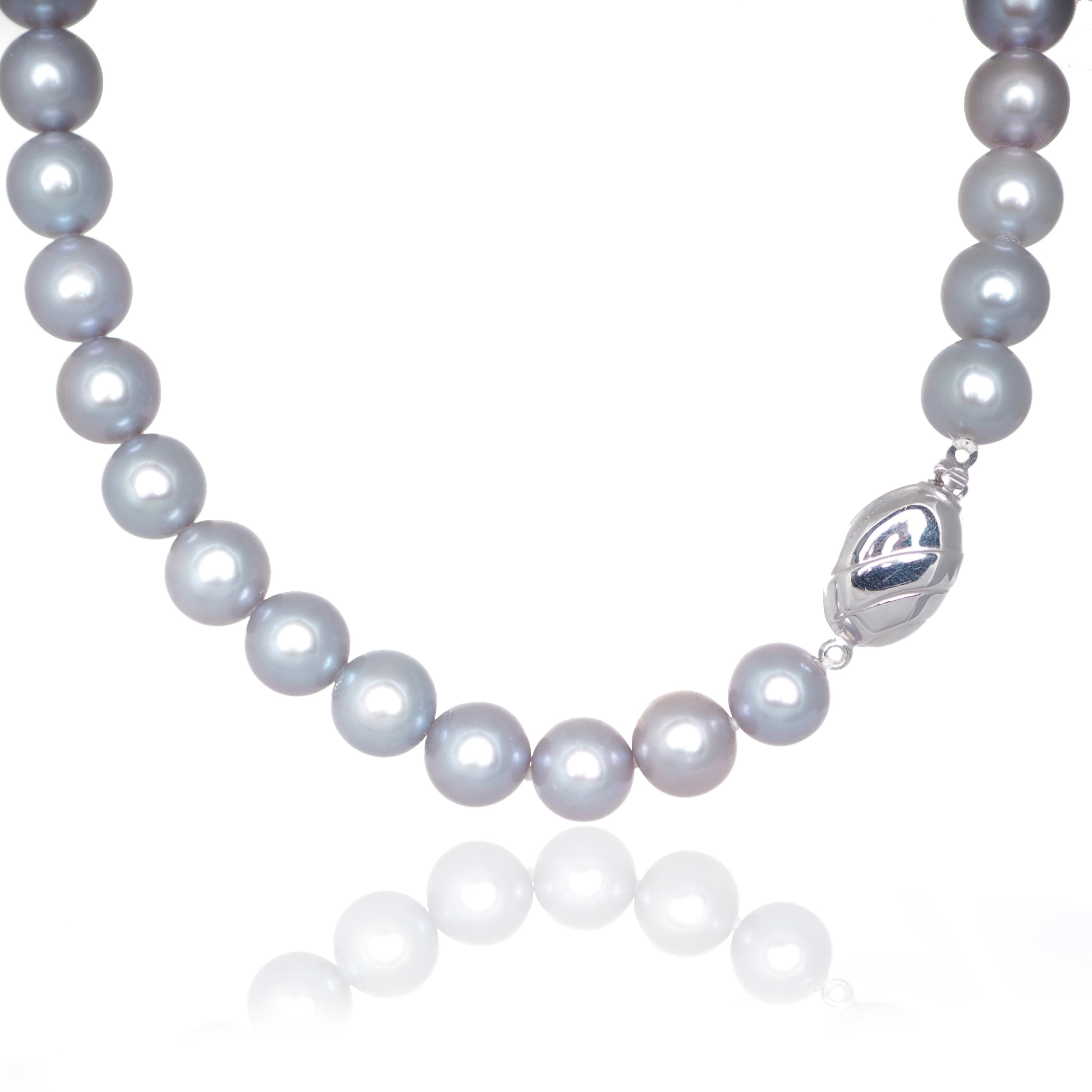 FRESHWATER PEARL NECKLACE - Fogal & Barnes