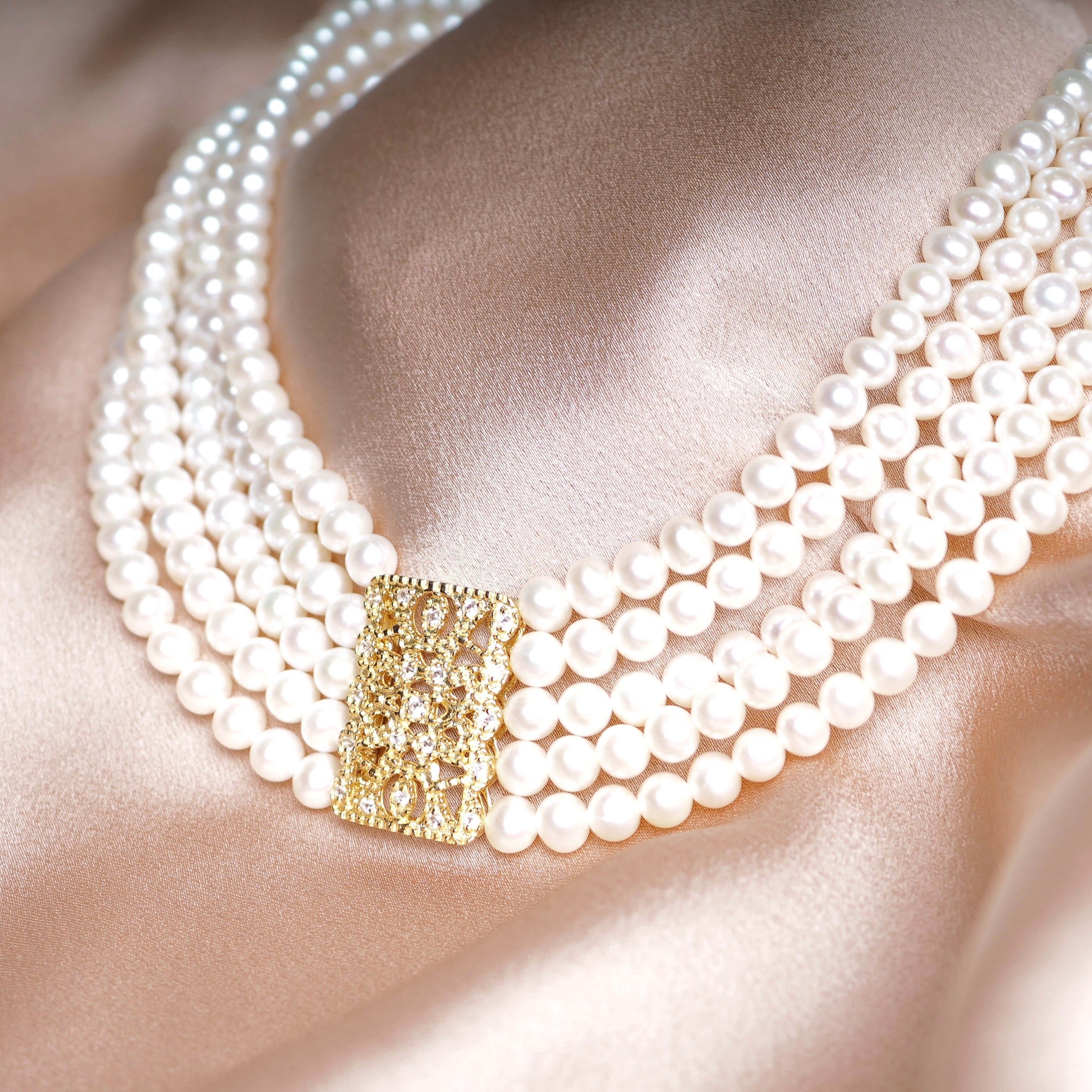 5 STRAND PEARL NECKLACE - Fogal & Barnes