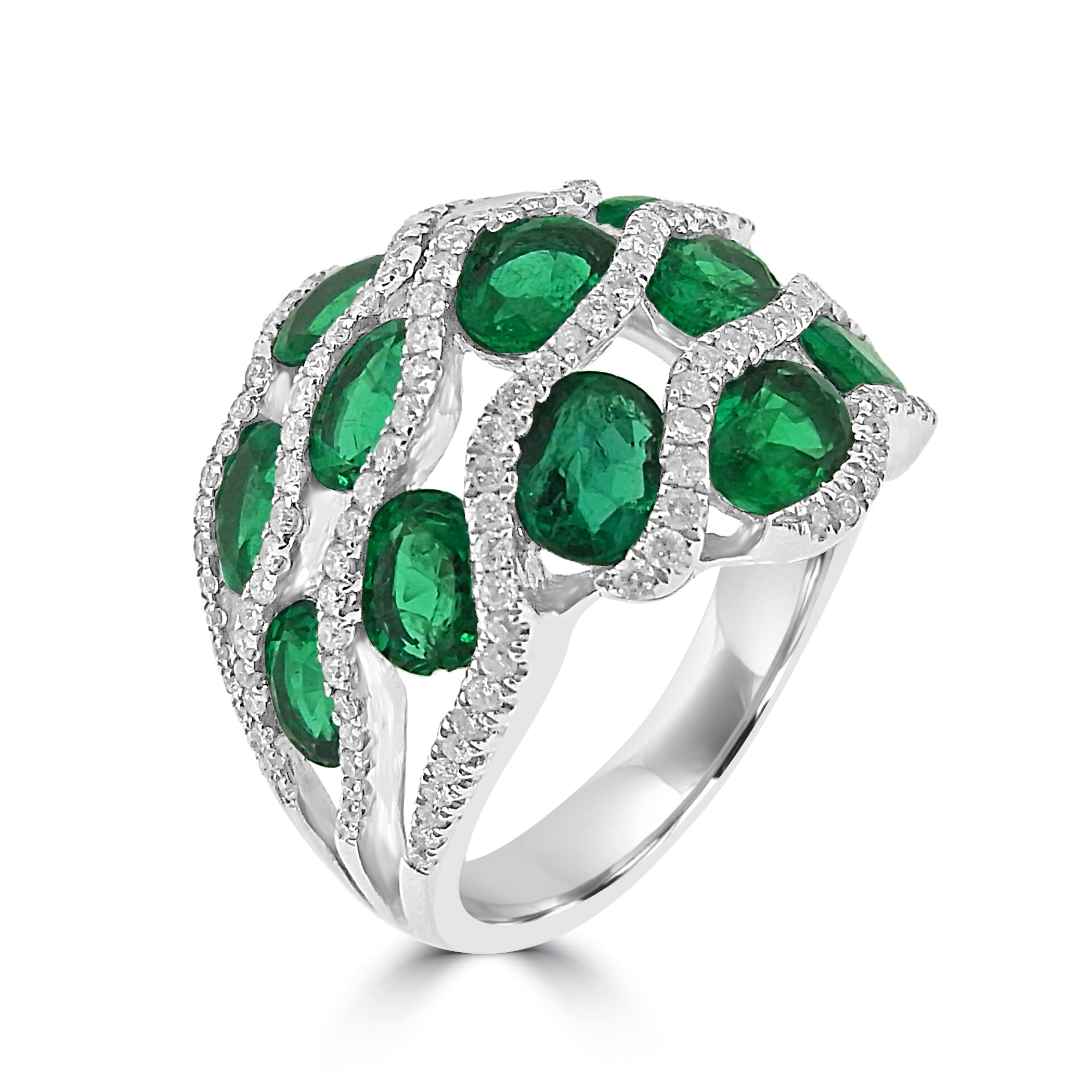 EMERALD AND DIAMOND FANCY RING