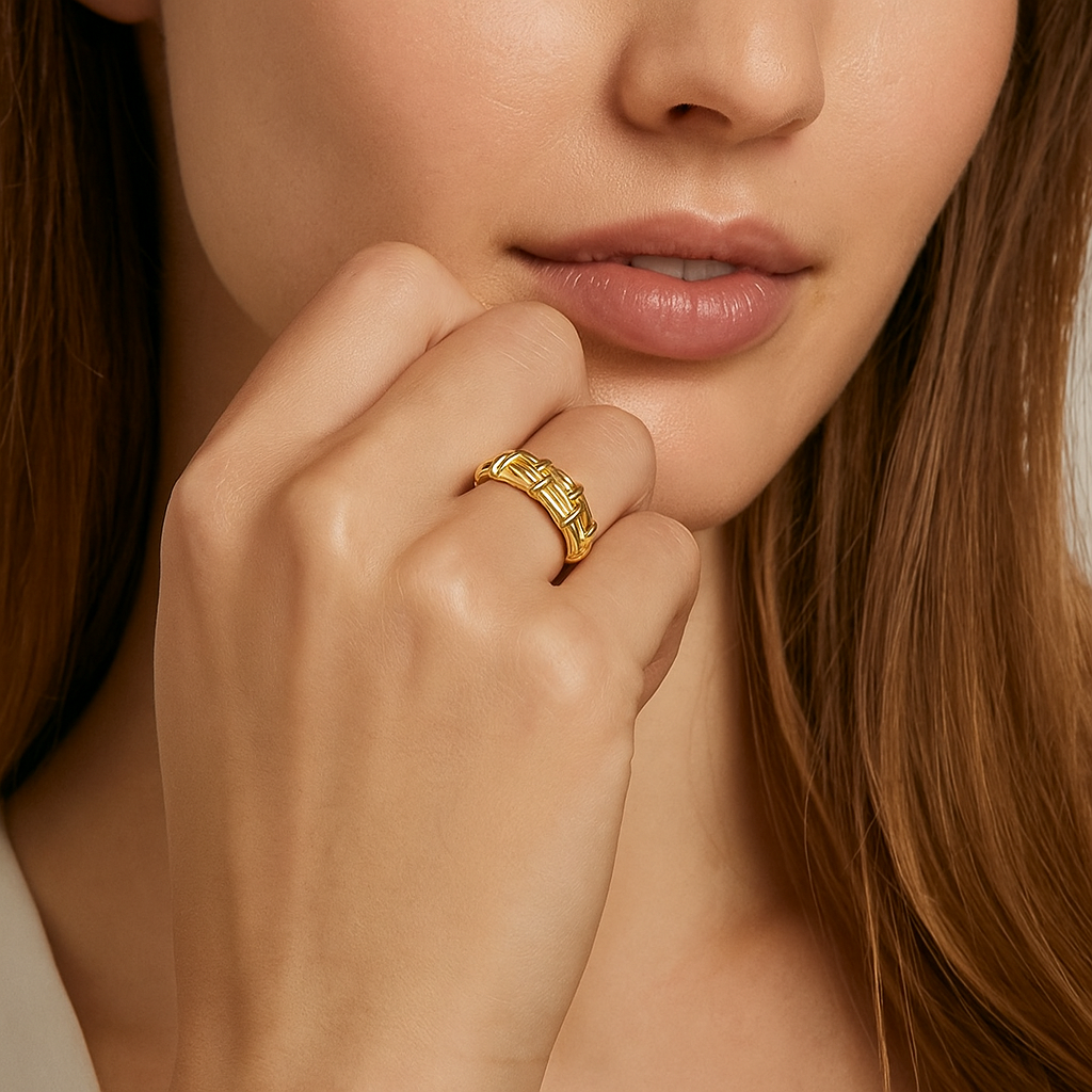 9ct Yellow Gold Cross Hatch Weave Chunky Ring