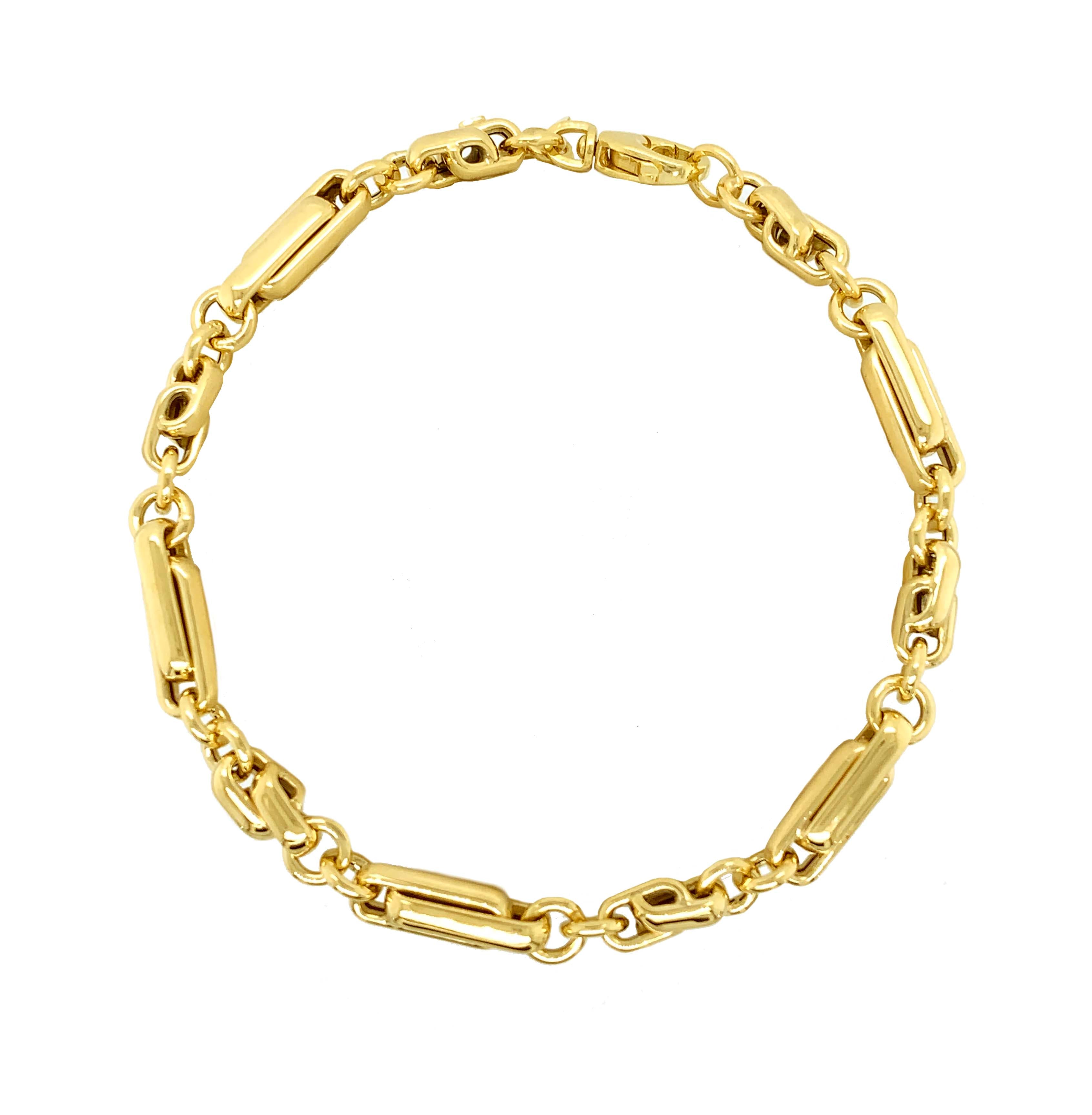 YELLOW GOLD LONG AND SHORT KNOT BRACELET