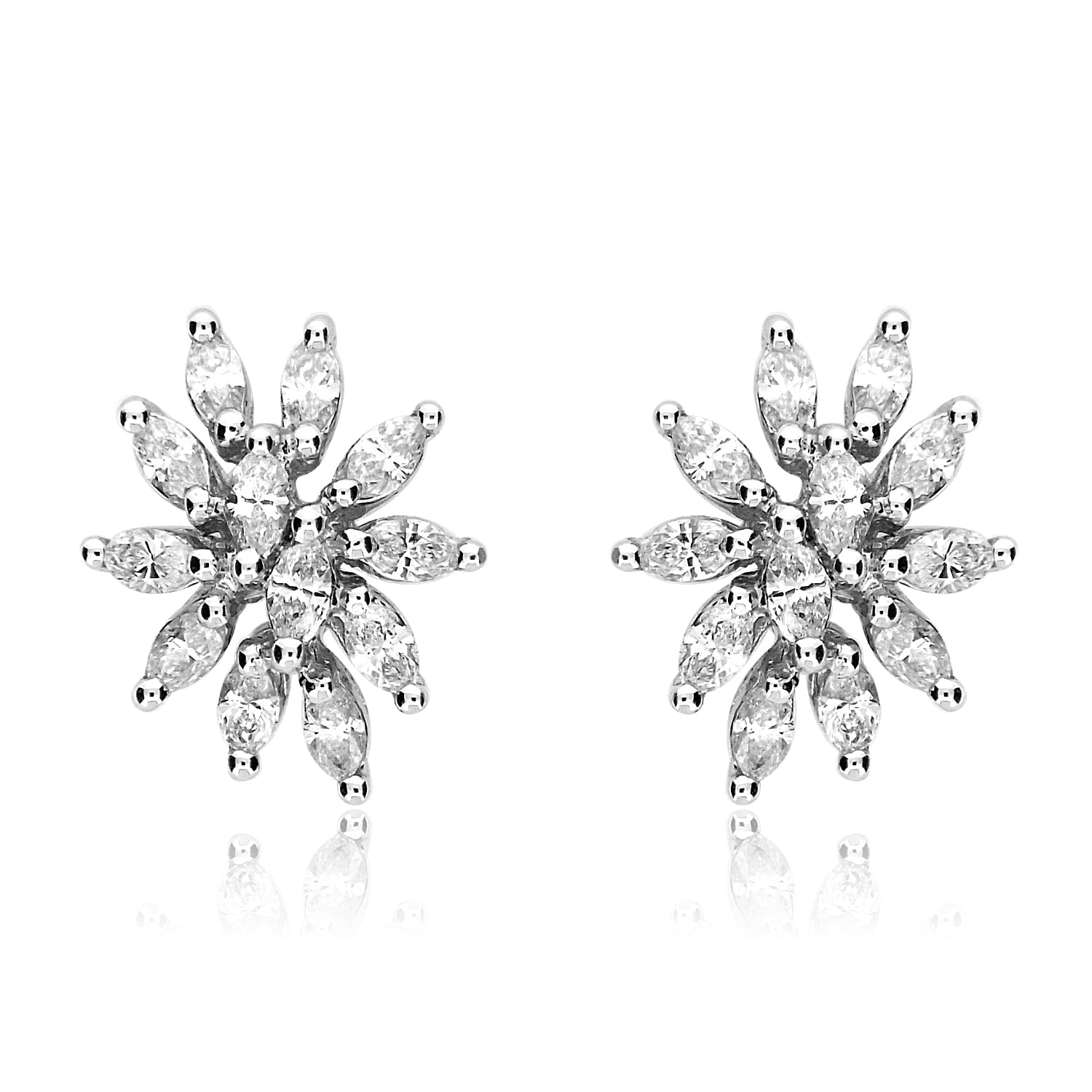 18K GOLD DIAMOND FLOWER EARRINGS