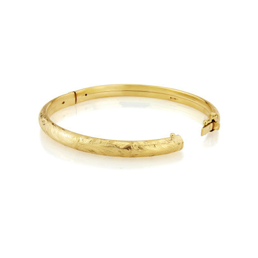 SOLID 9CT YELLOW GOLD HAND ENGRAVED BANGLE