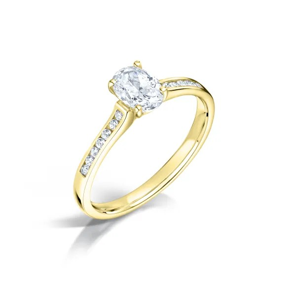 OVAL CUT DIAMOND SOLITAIRE ENGAGEMENT RING