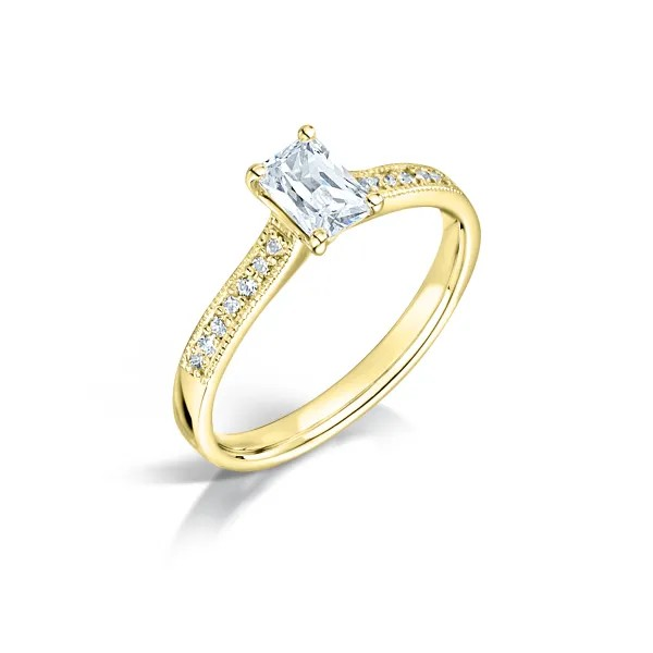 EMERALD CUT DIAMOND SOLITAIRE ENGAGEMENT RING