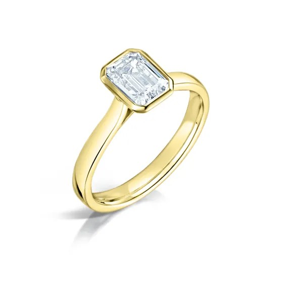 EMERALD CUT DIAMOND  SOLITAIRE ENGAGEMENT RING