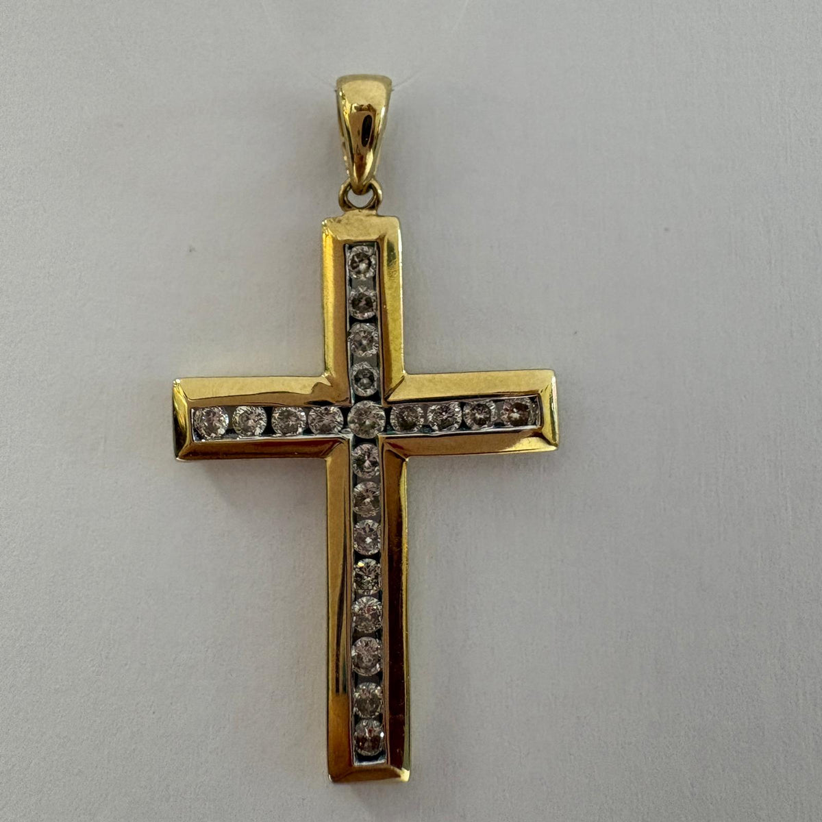 9ct gold cross pendant, CZ cross pendant, gold cross necklace UK, channel set cross, men’s gold cross, christening gift cross, pre-loved gold pendant, confirmation gift cross
