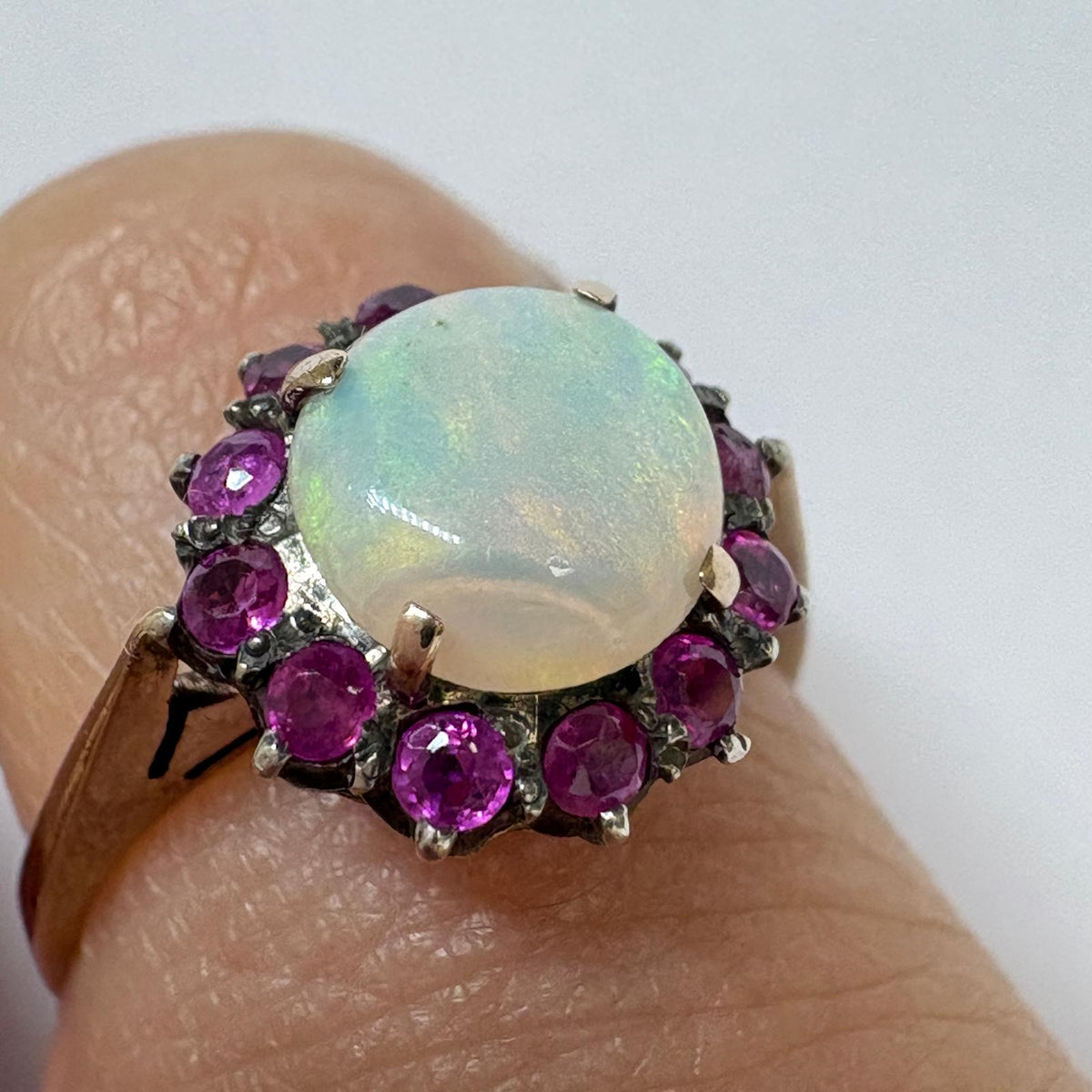 opal cluster ring, opal ring UK, October birthstone ring, 9ct gold opal ring, opal and pink sapphire ring, pre-loved opal ring, vintage style opal ring, second hand opal ring