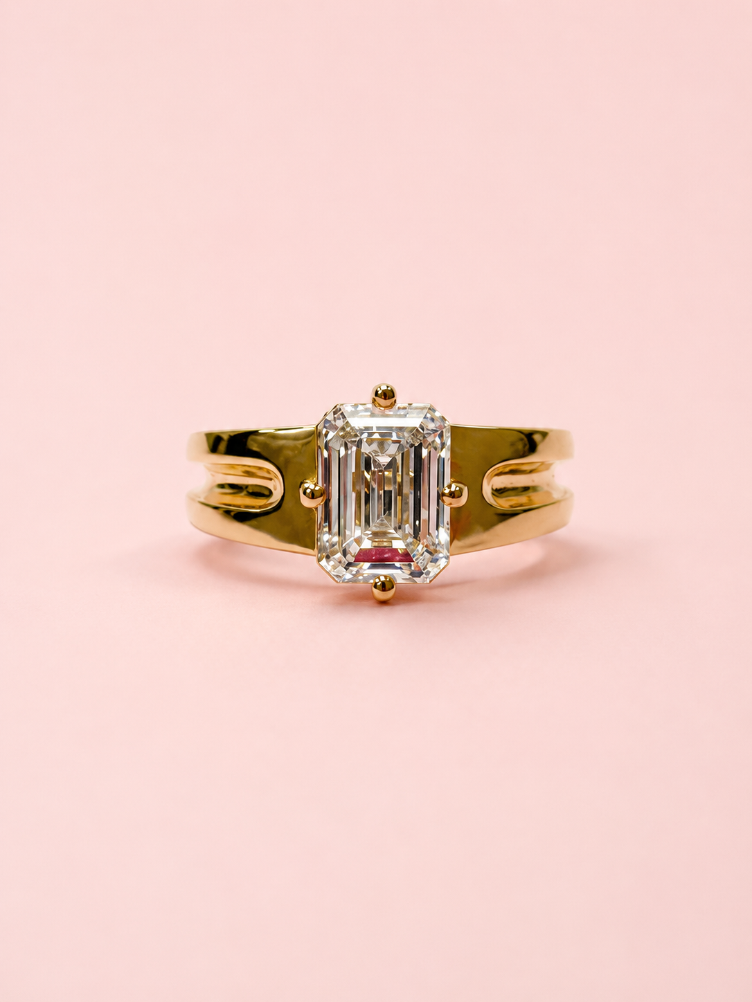 Yellow gold cigar band lab grown diamond emerald cut engagement / mengagement ring Harrogate Jewellers bespoke piece 