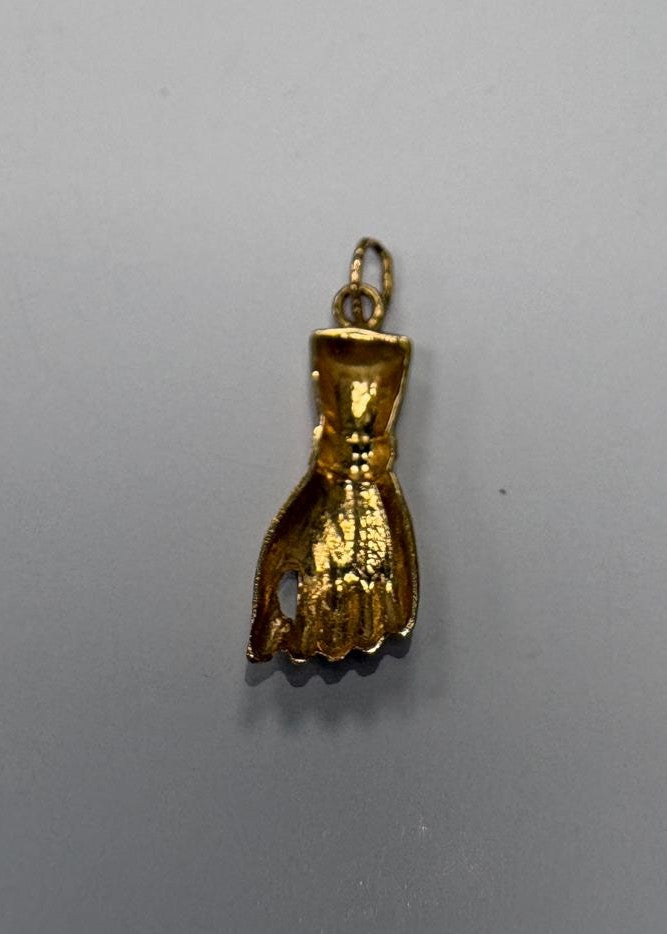 second hand 18k yellow gold charm/ pendant harrogate jewellers 
