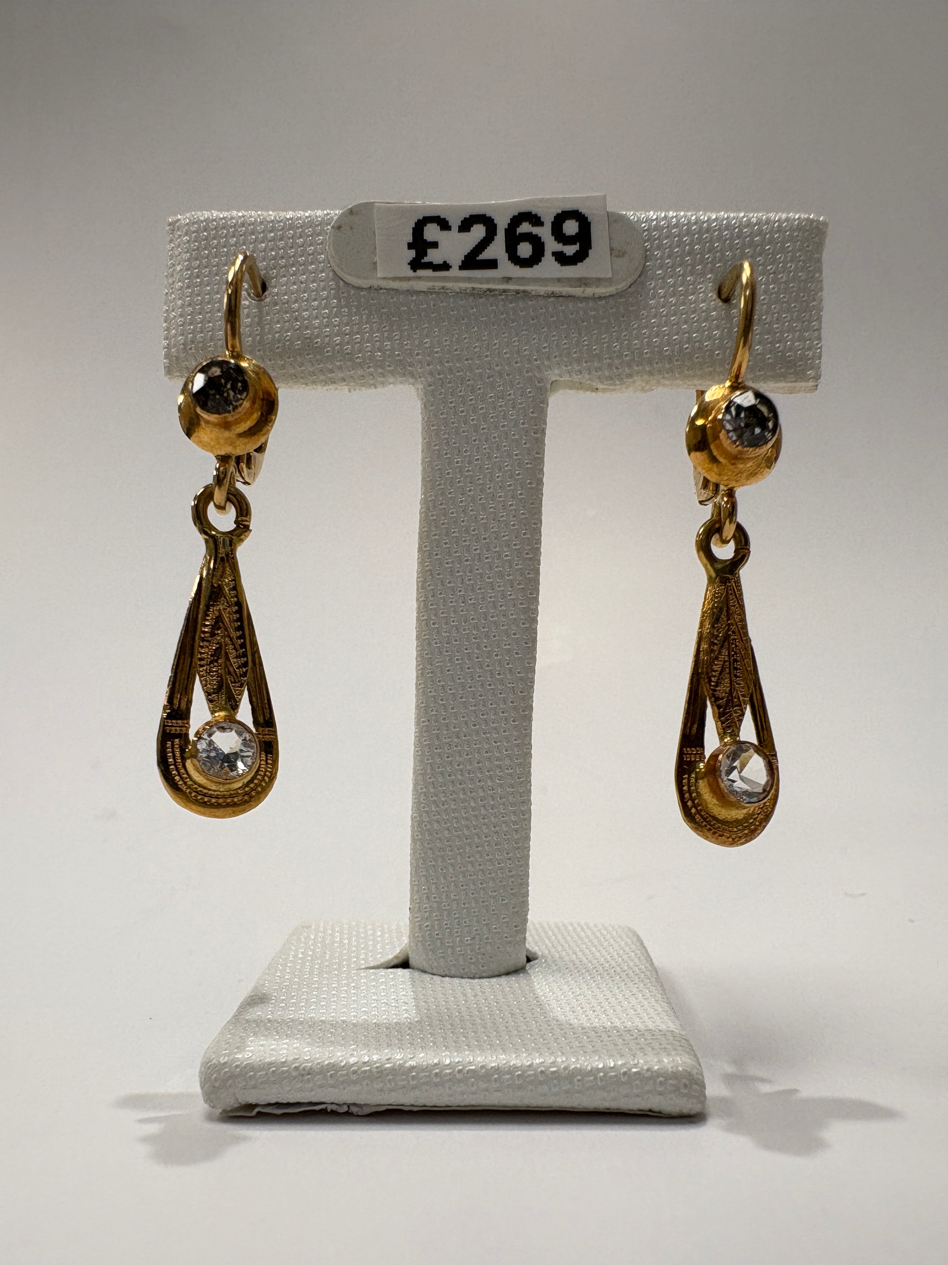 Pre-Loved 18ct Yellow Gold Vintage CZ Drop Earrings