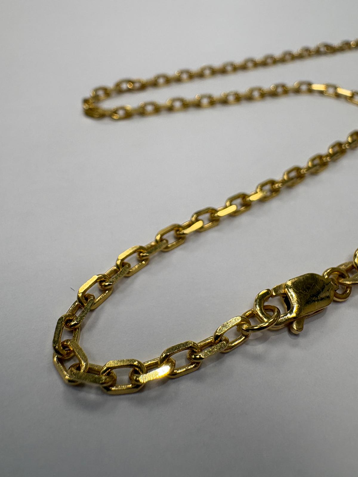 pre-loved-18ct-yellow-gold-oval-cable-chain-necklace-clasp-detail.
