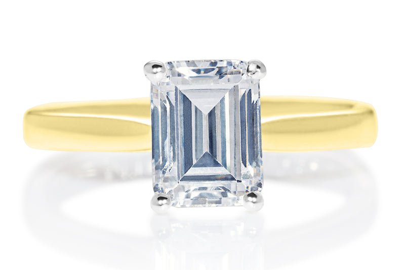 EMERALD CUT  DIAMOND SOLITAIRE ENGAGEMENT RING