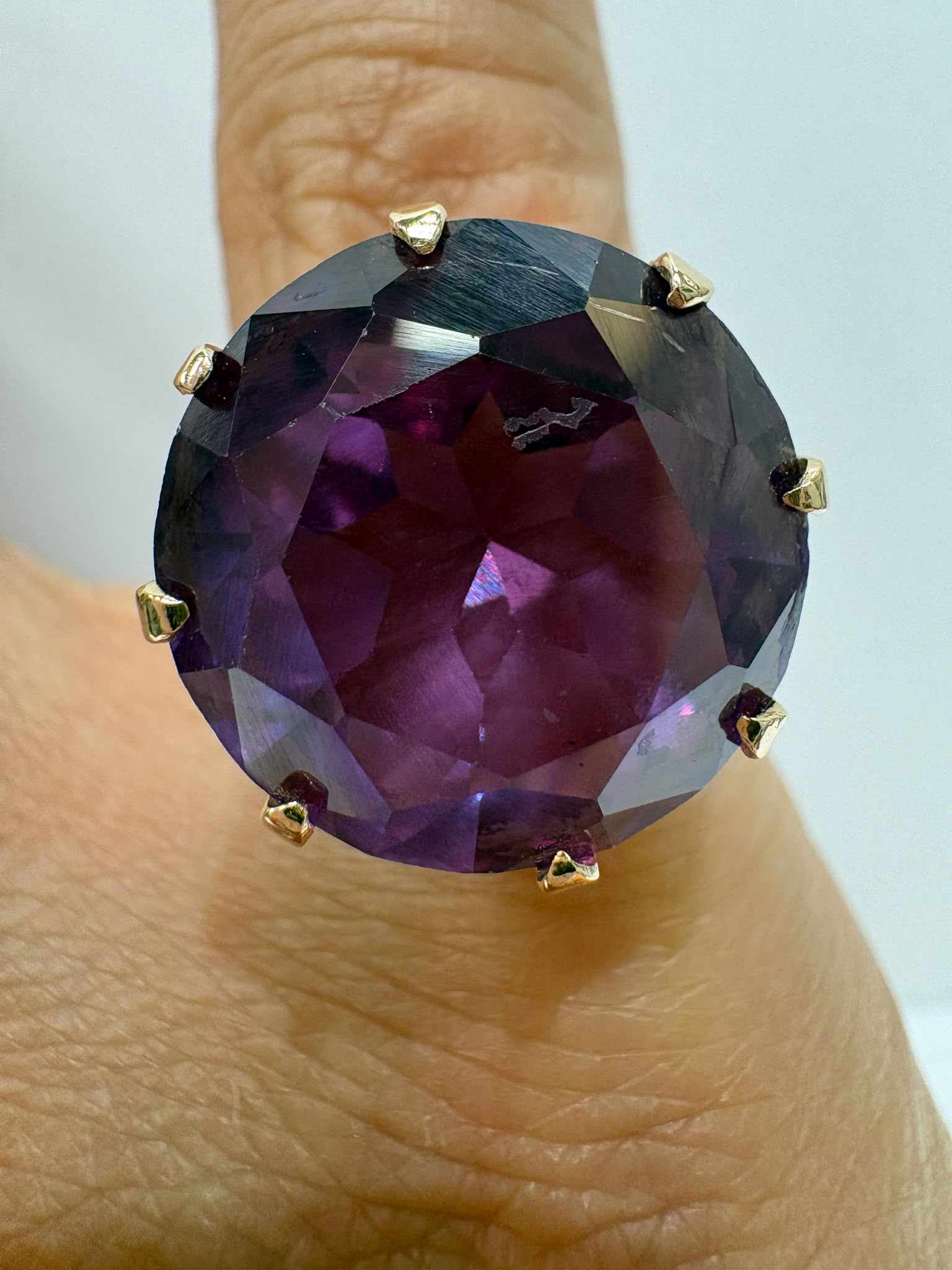 vintage purple CZ ring, statement cubic zirconia ring, 16ct gold ring, purple stone dress ring, large CZ cocktail ring, pre-loved gold ring UK, antique dress ring Harrogate, purple cubic zirconia ring size K