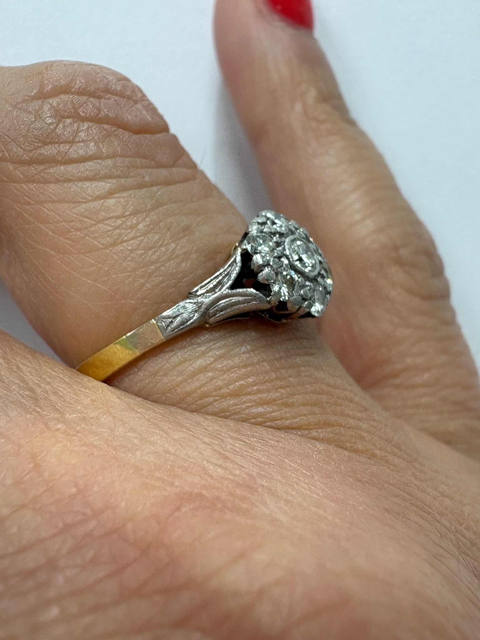 vintage ring, diamond cluster ring, pre-loved jewellery, 18ct gold ring, second-hand engagement ring, daisy cluster ring, vintage diamond ring Yorkshire, antique-style ring Harrogate