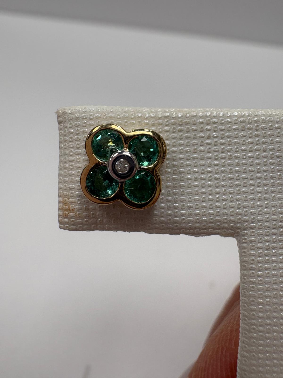 Pre-Loved Vintage 9ct Gold Emerald & Diamond Flower Stud Earrings - 1.43g