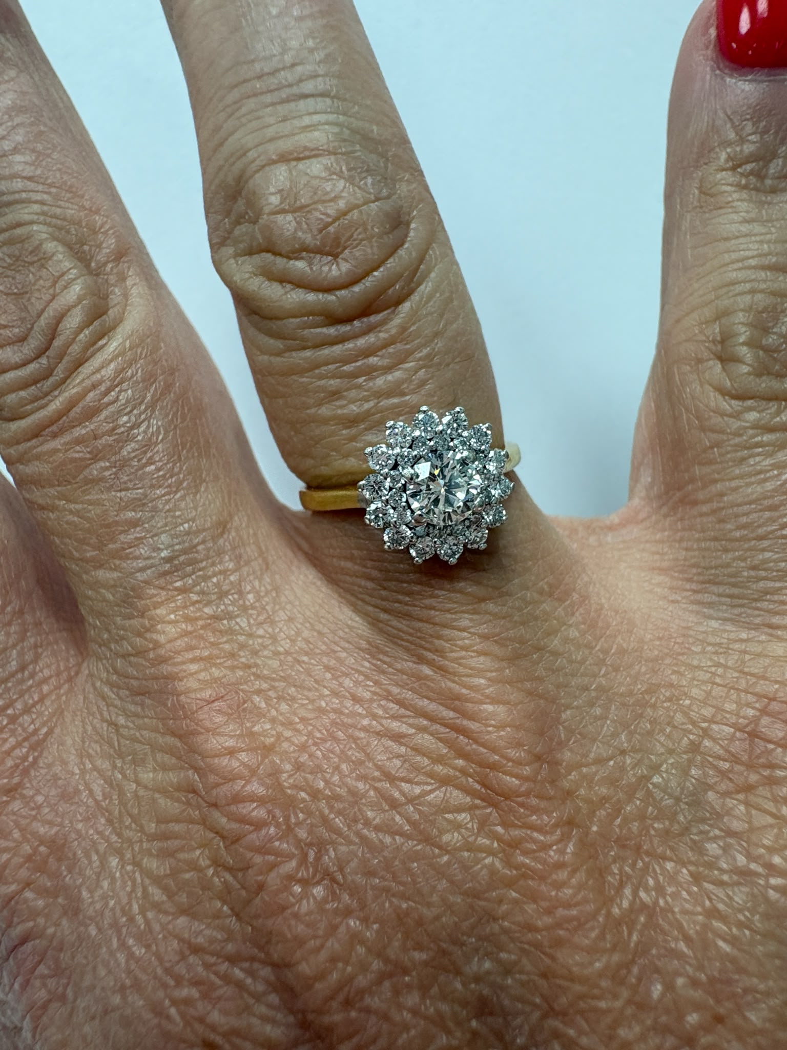 diamond cluster ring, engagement ring, pre-loved jewellery, 18ct gold ring, second-hand diamond ring, daisy cluster ring, statement diamond ring Yorkshire, engagement ring Harrogate
