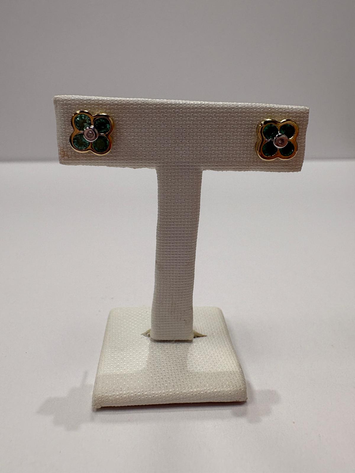 Pre-Loved Vintage 9ct Gold Emerald & Diamond Flower Stud Earrings - 1.43g