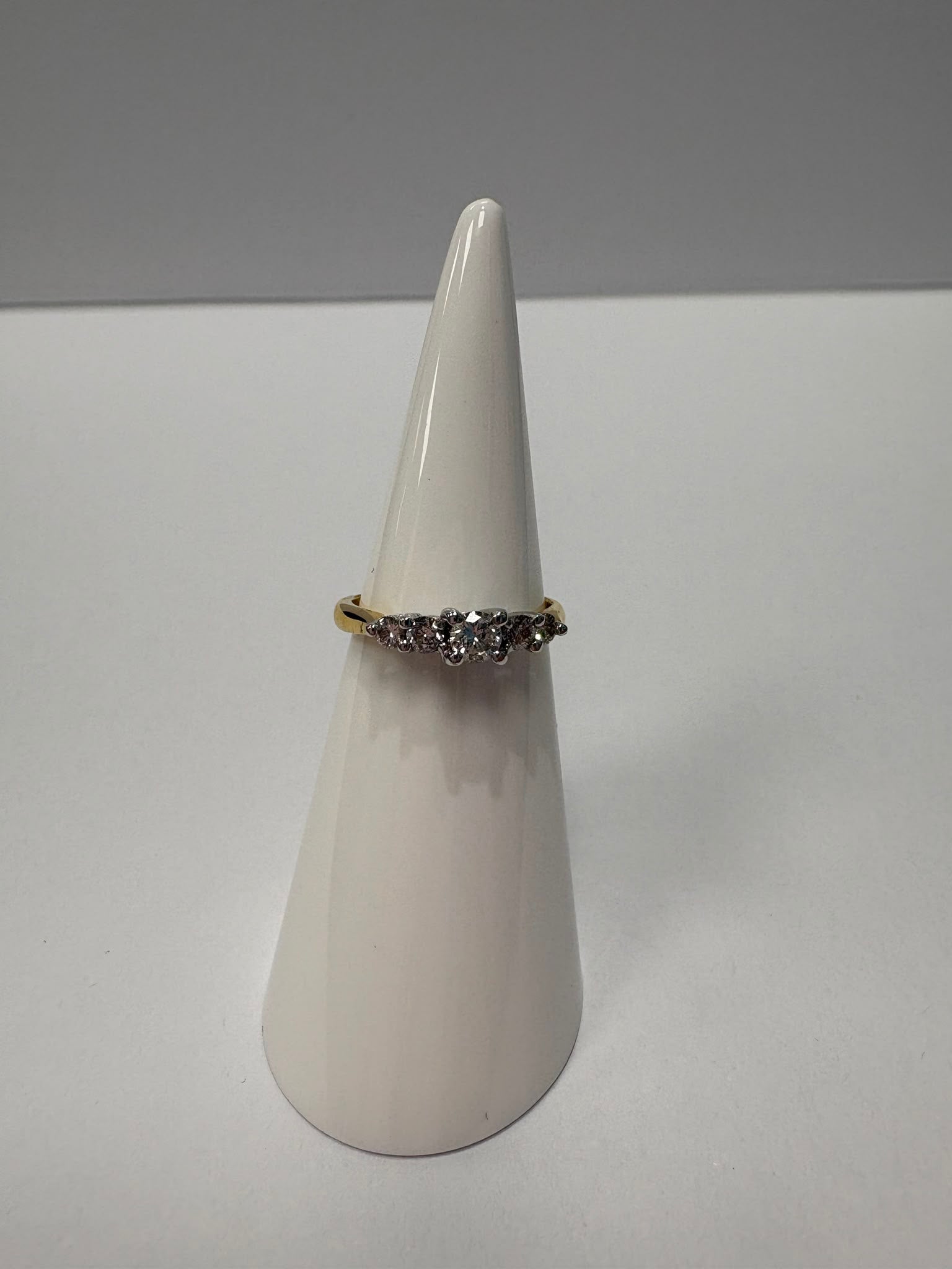 Five stone diamond ring second hand 0.40 ct vintage ring Harrogate Jewellers 
